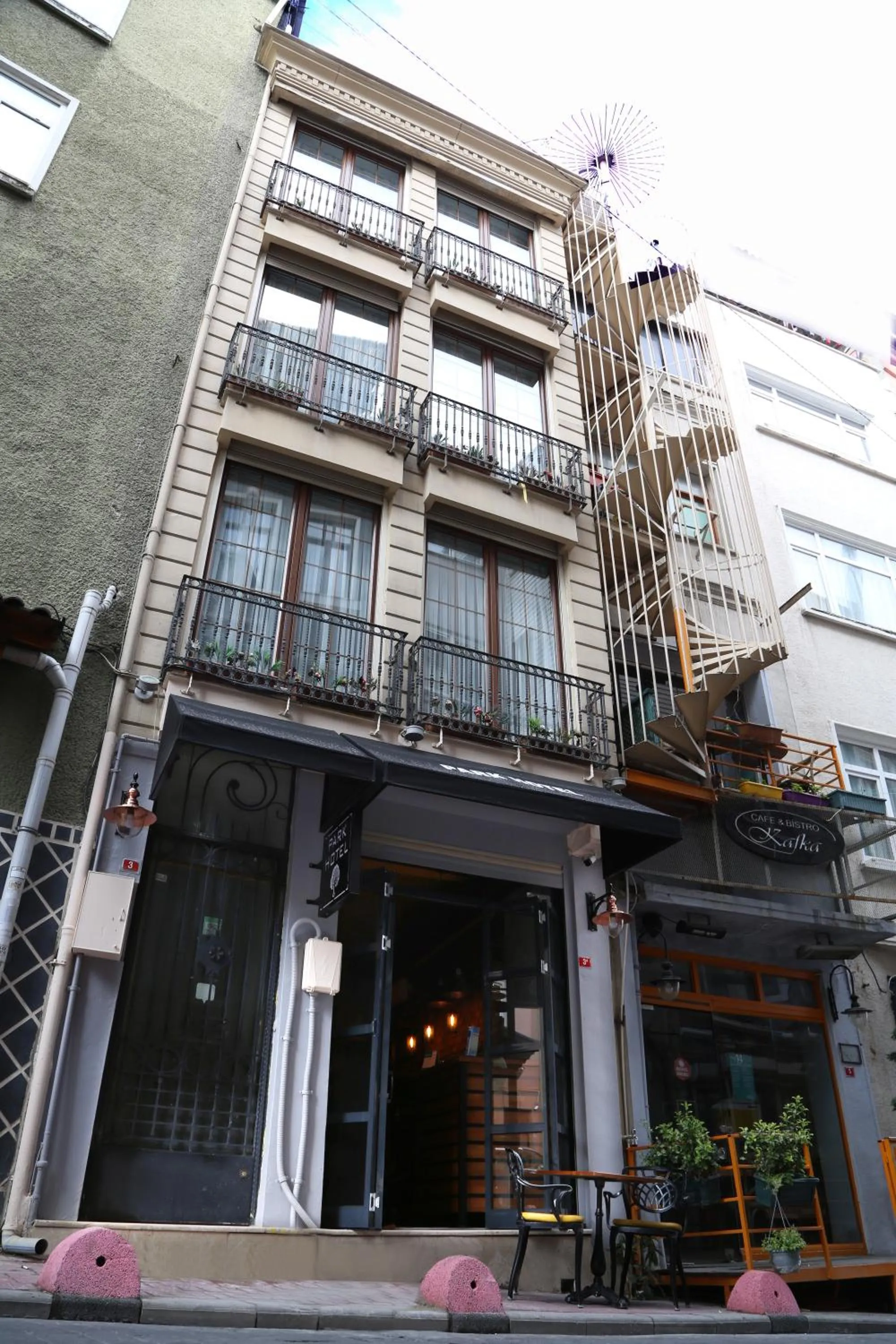 Property building in TAKSiM PARK HOTEL