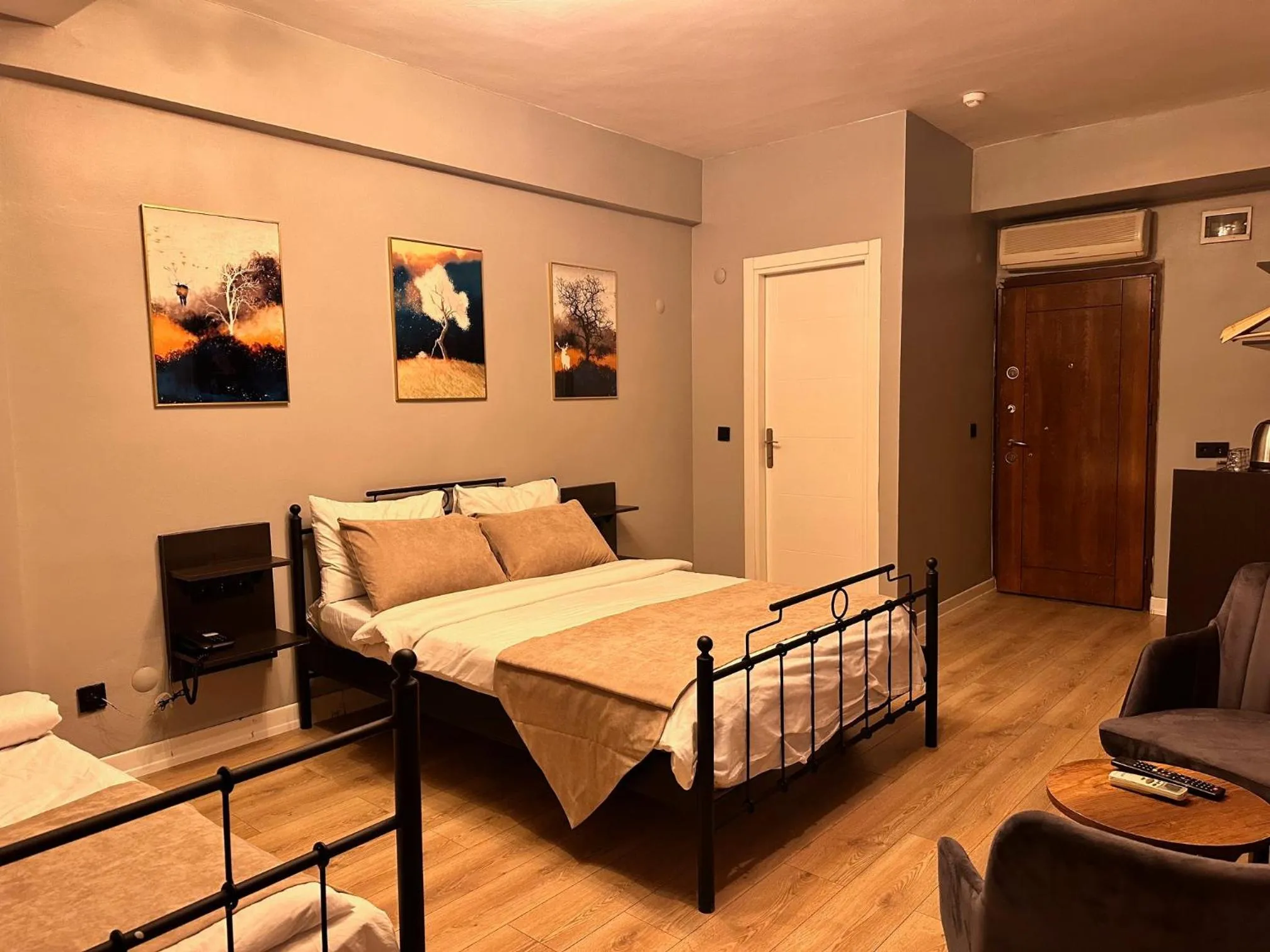 Bed in TAKSiM PARK HOTEL