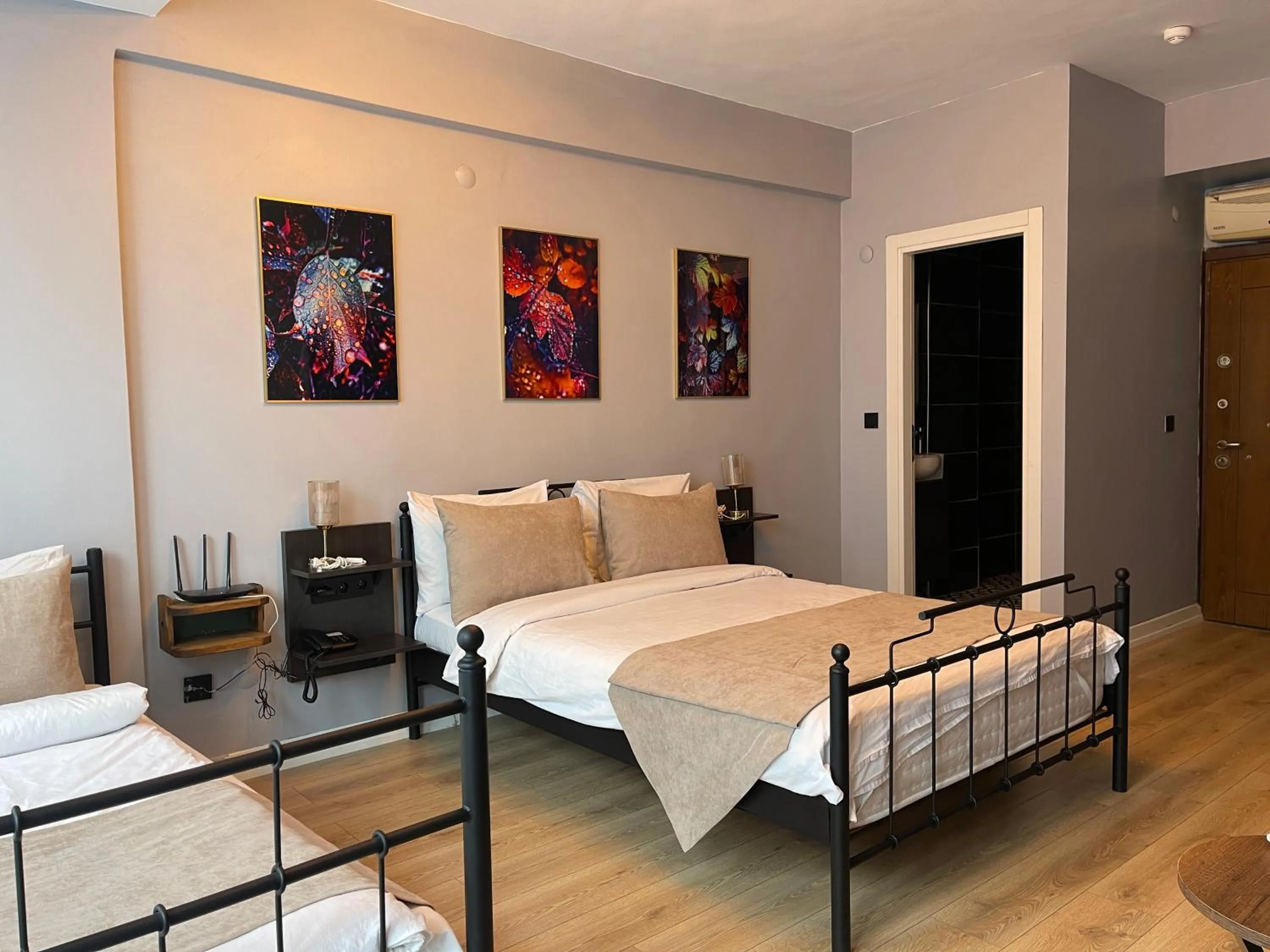 Bed in TAKSiM PARK HOTEL