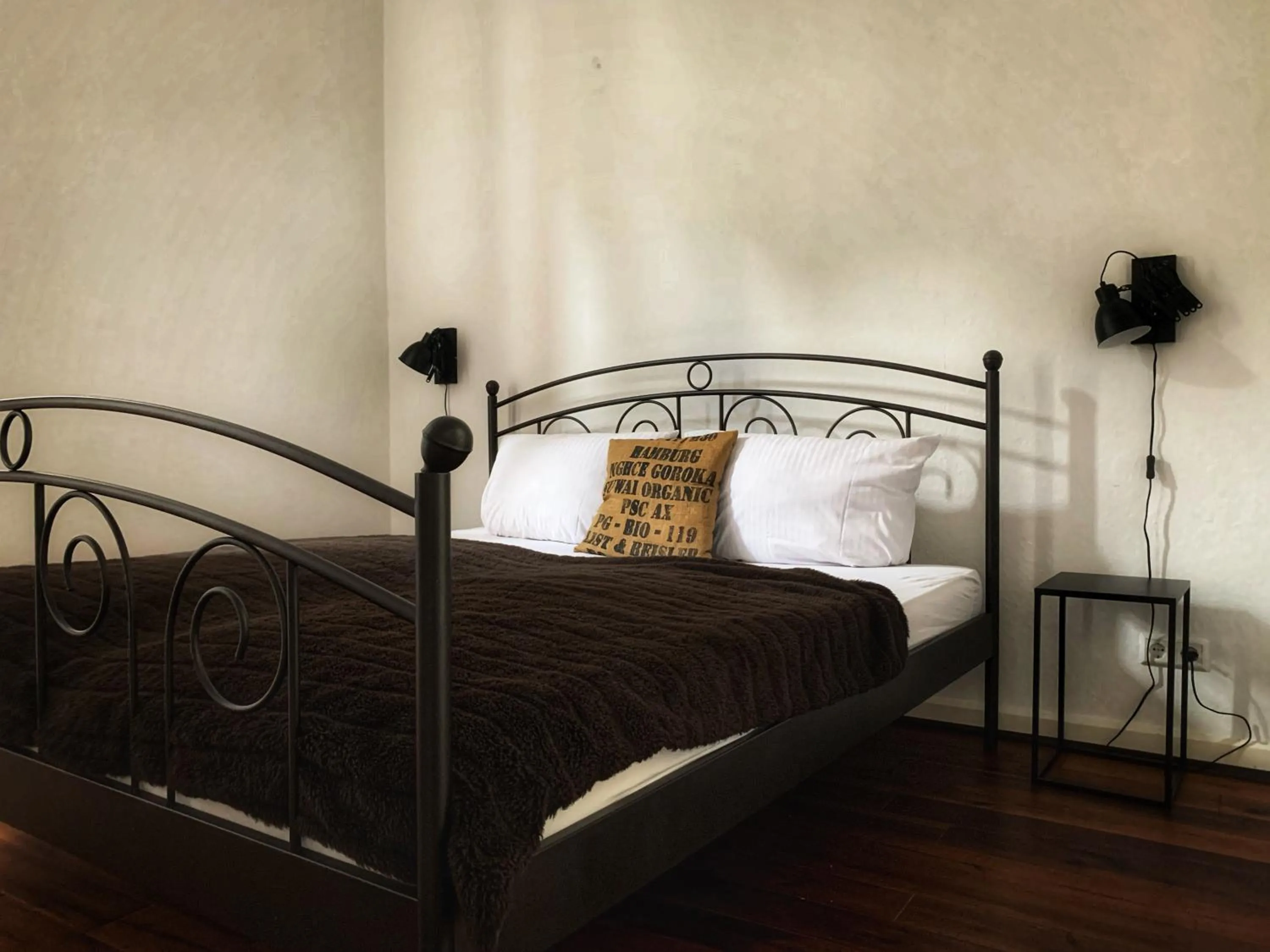 Photo of the whole room, Bed in Augusta Trarbach