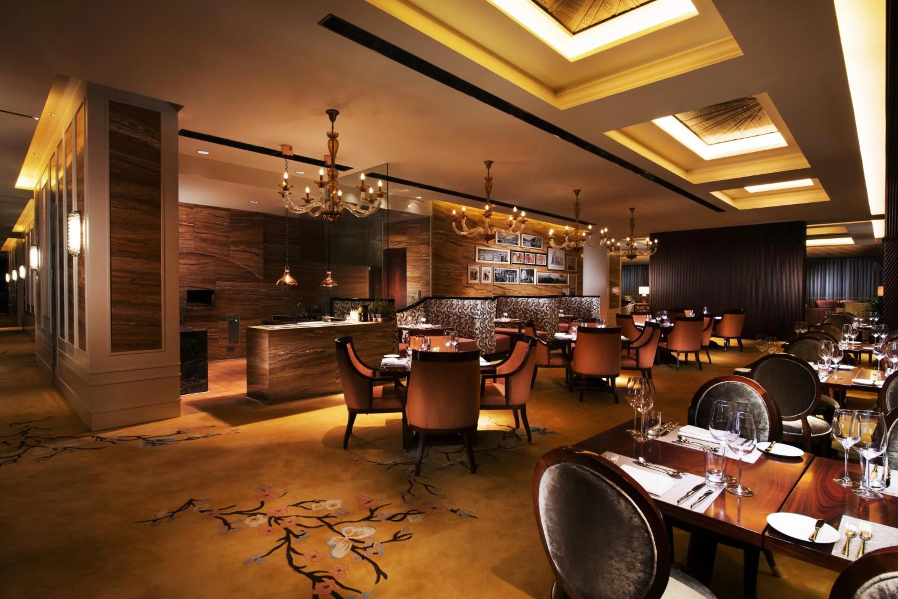 Restaurant/places to eat in Grand Parkray Hangzhou