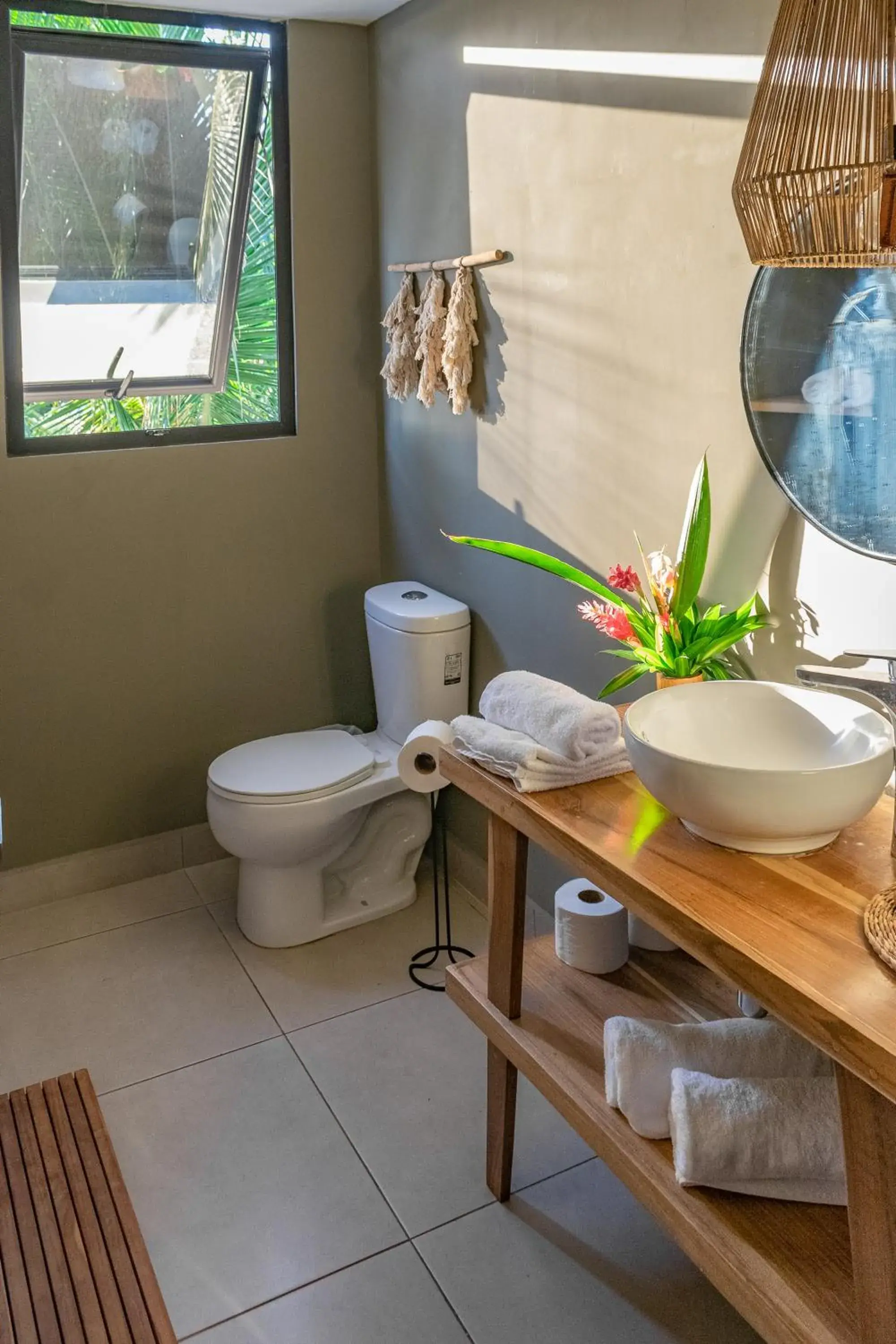 Bathroom in Fishermans Resort Life Bathroom in Fishermans Resort Life