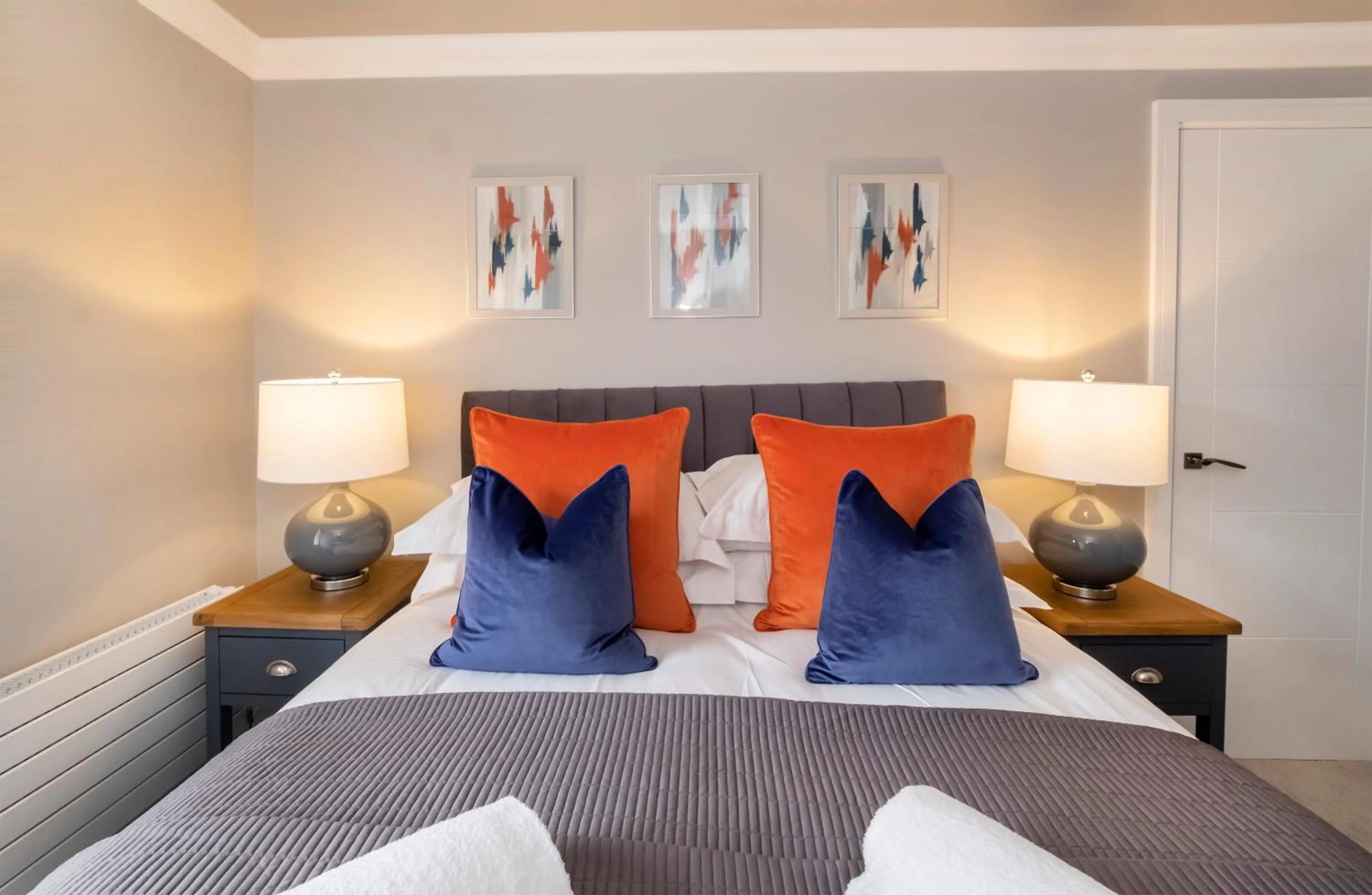 Bedroom, Bed in Bootham House Apartment 7-Minster Views & Free Parking