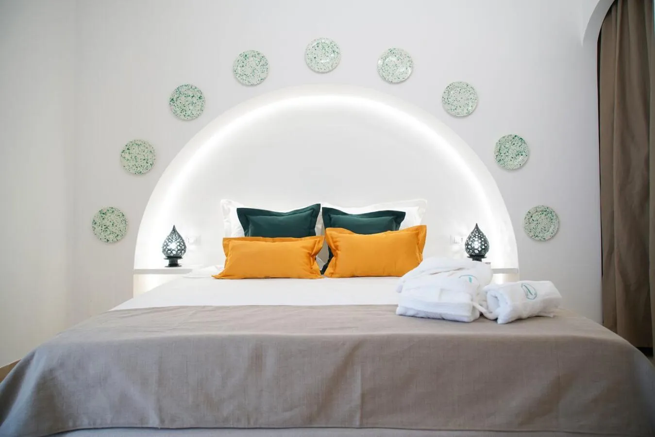 Bed in Aurelia Sea View