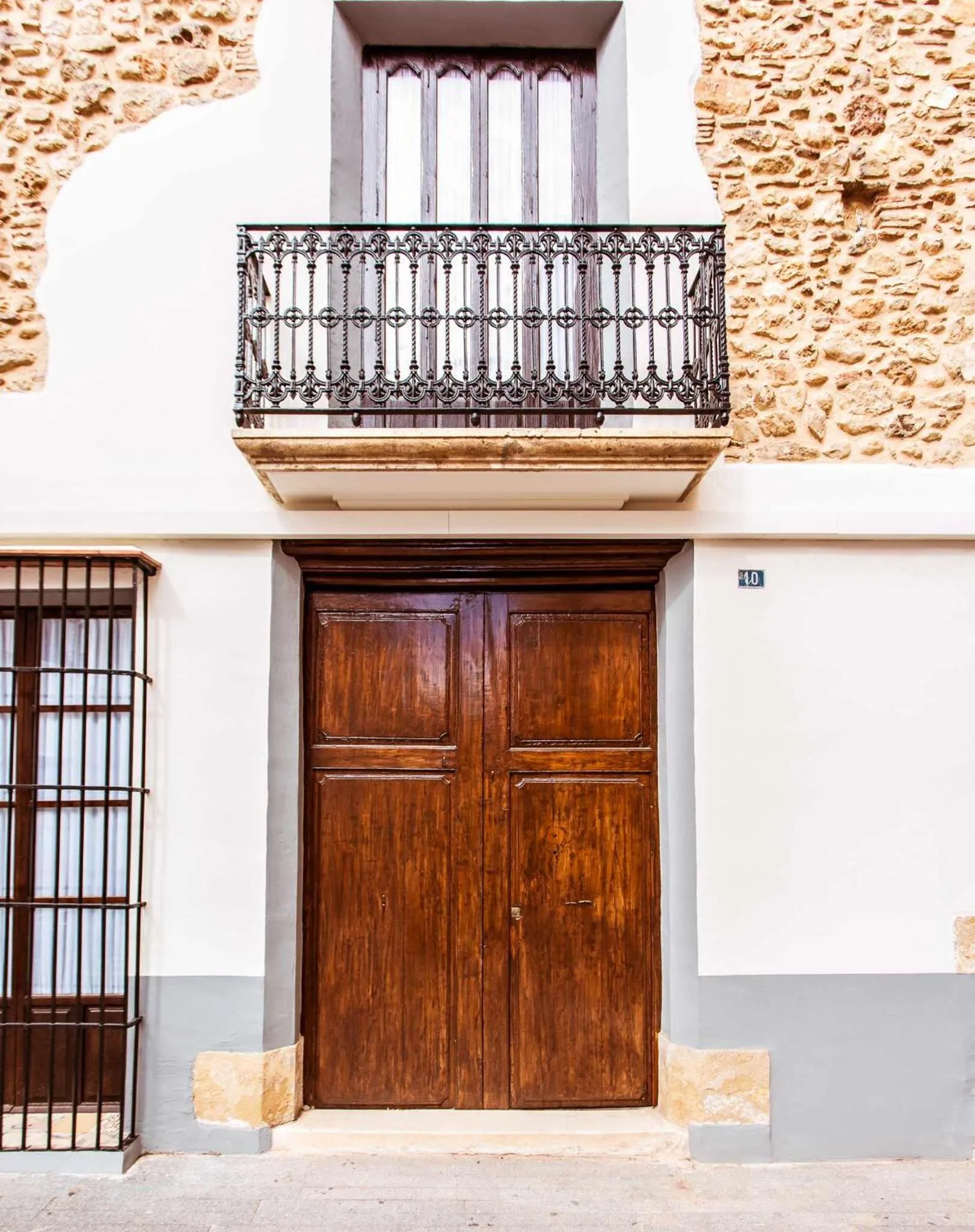 Facade/entrance in Casa Verònica