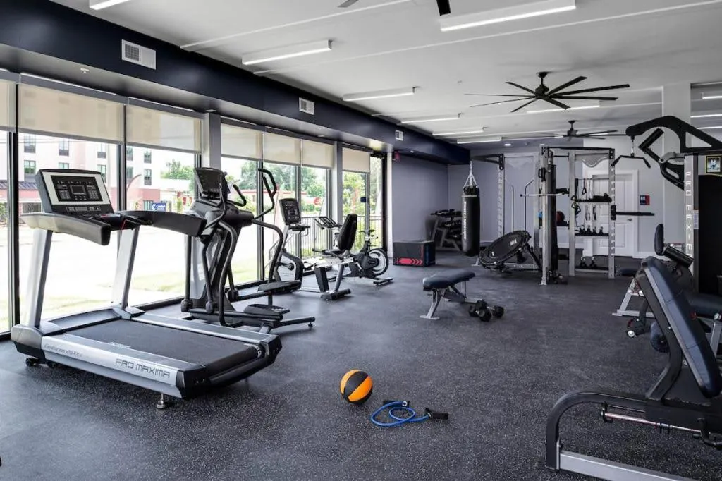 Luxe One Bedroom Apartment with Balcony