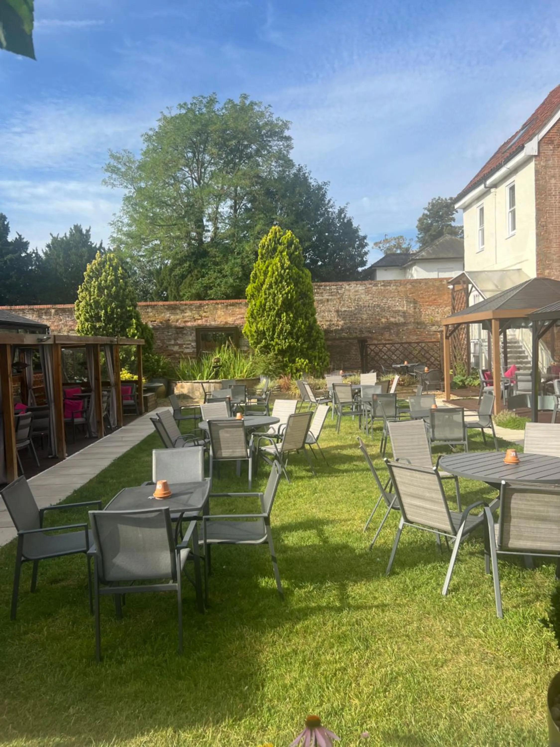 Garden in Kings Hotel