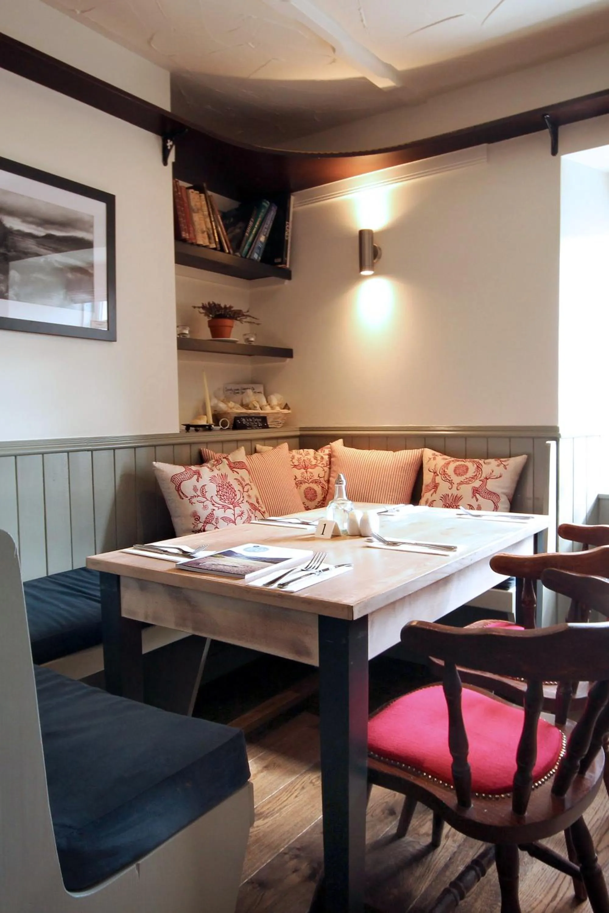 Dining area in The Boat Inn