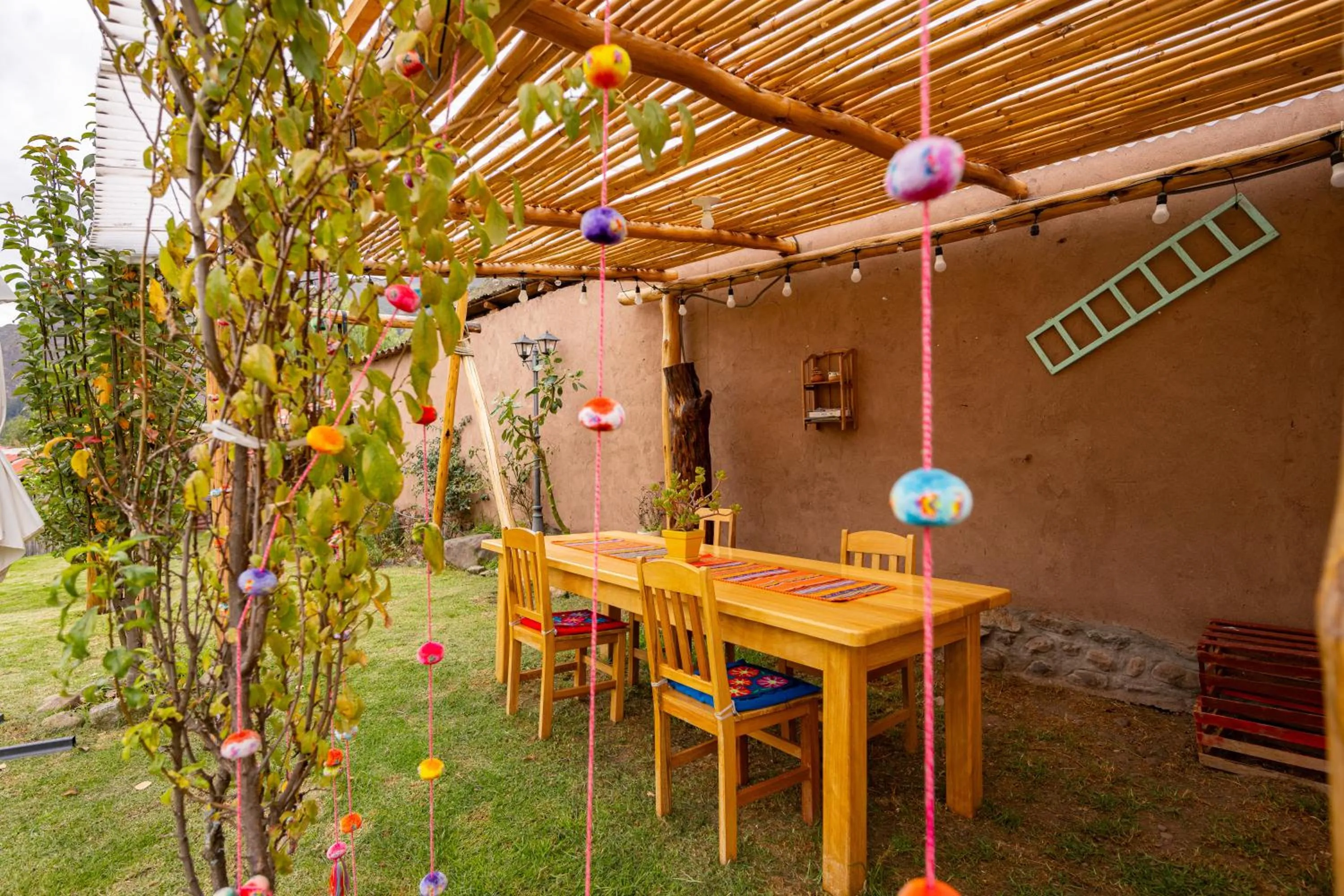 Garden in Unuwasi Hotel & Villa