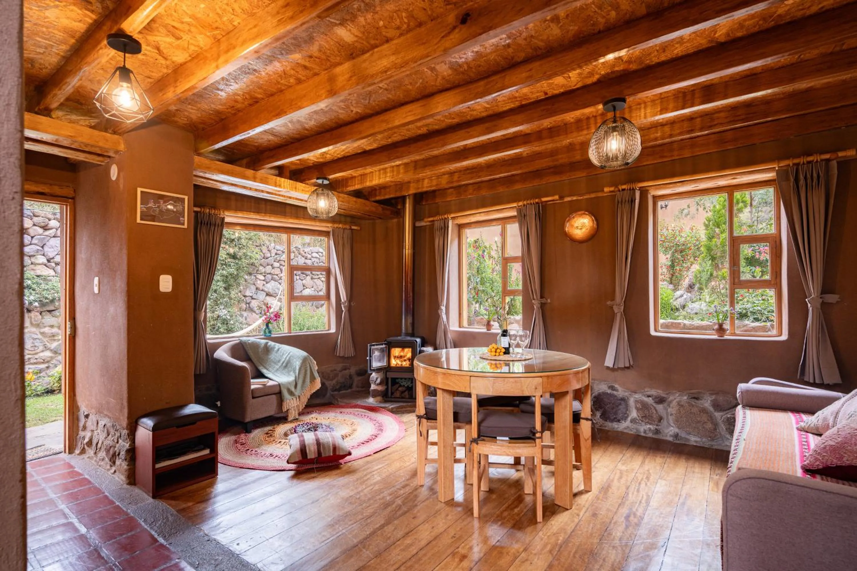 Living room in Unuwasi Hotel & Villa