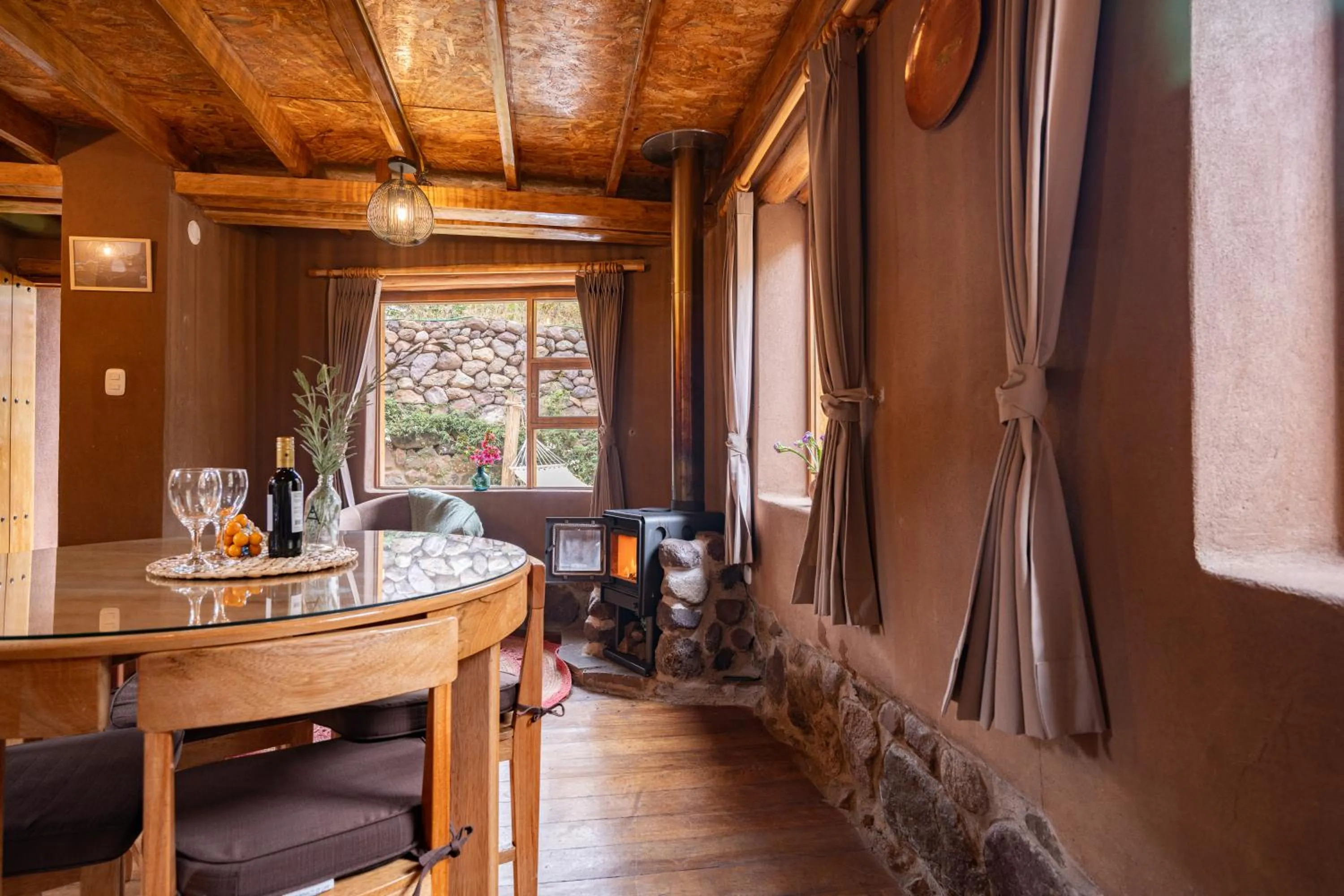 Food and drinks in Unuwasi Hotel & Villa