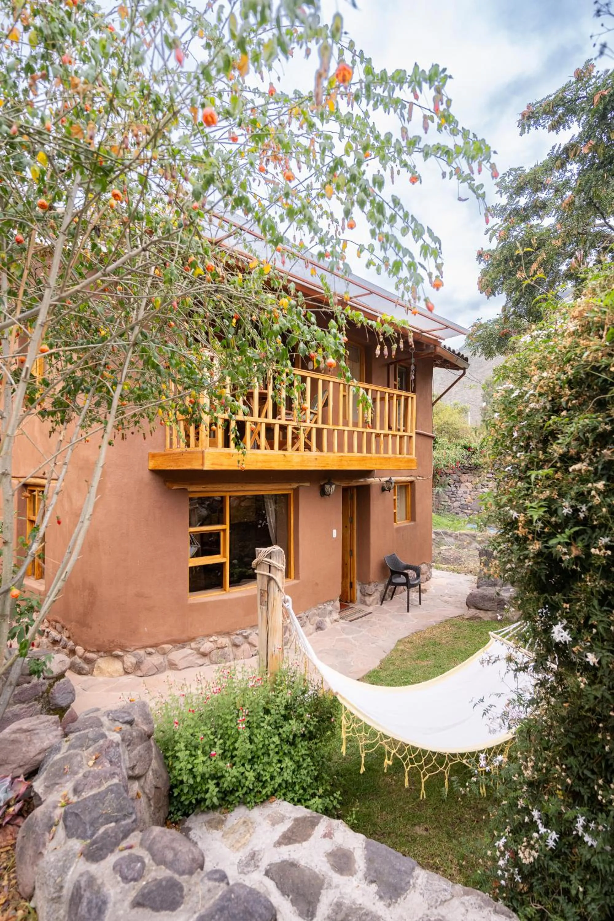 Facade/entrance in Unuwasi Hotel & Villa
