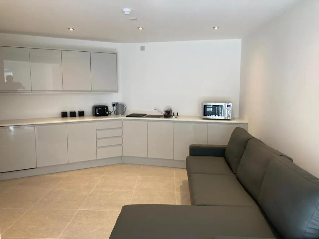 Kitchen or kitchenette in Coastal Plaza