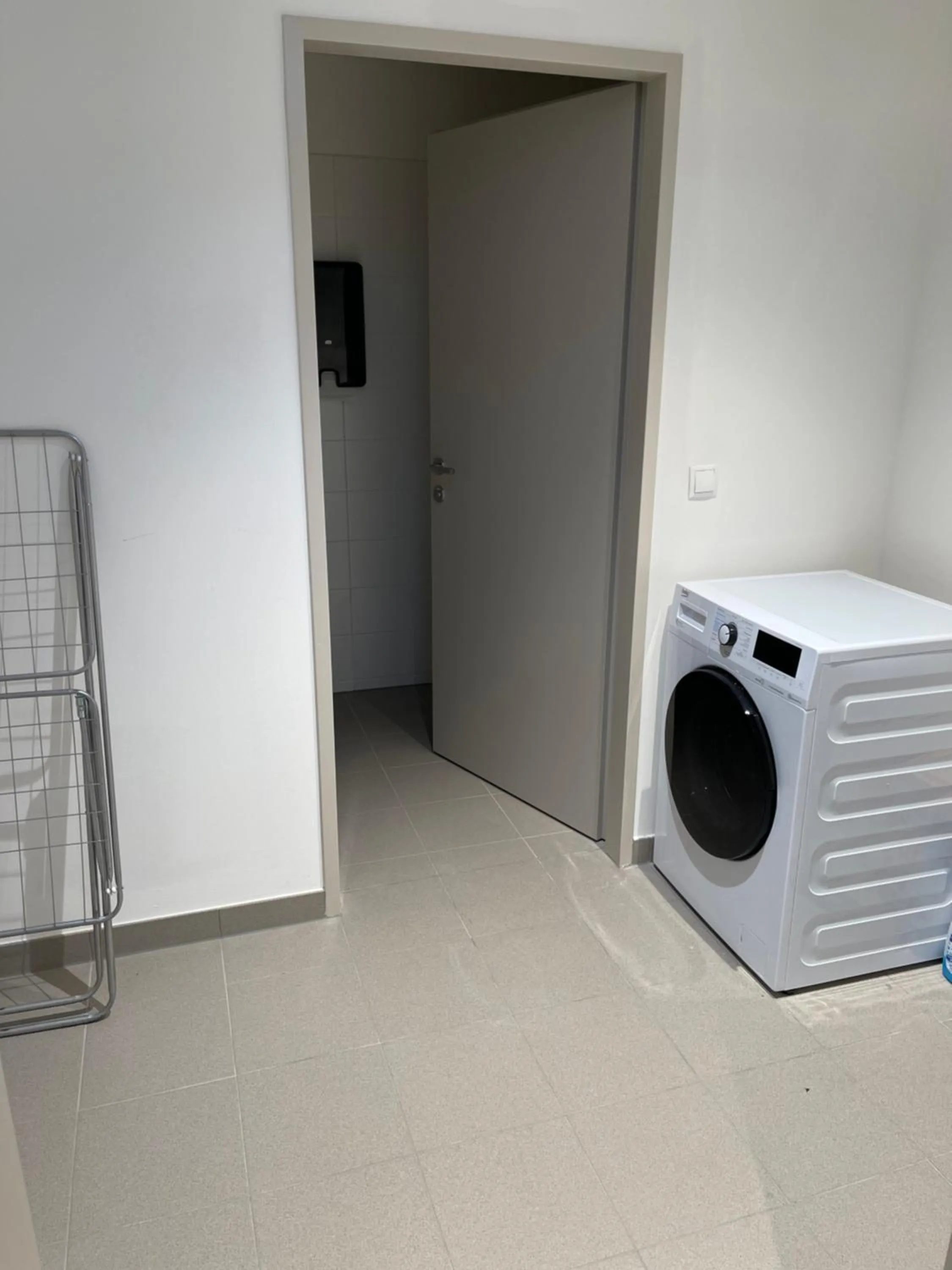 Hotel AT HOME - late arrival self check in