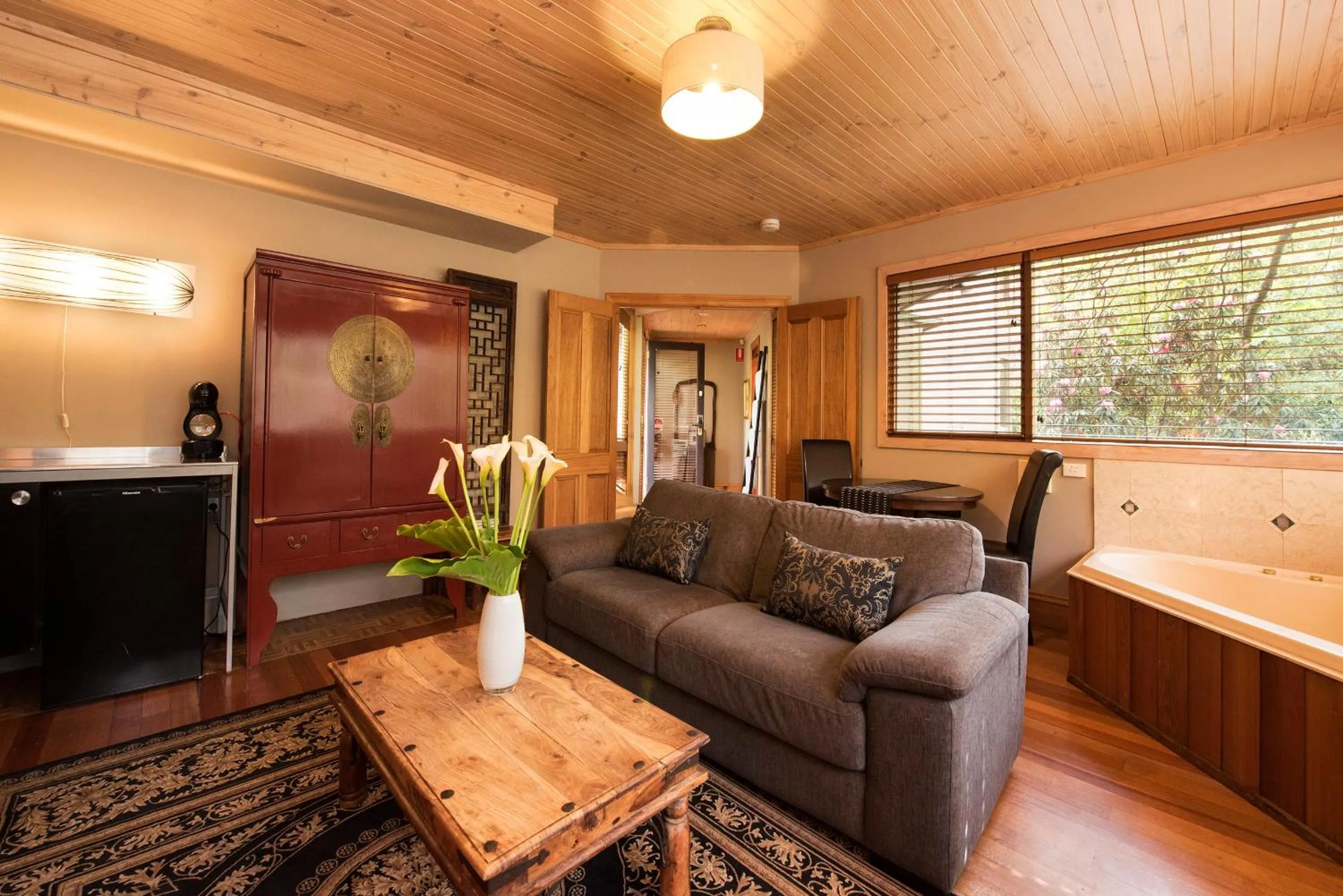 Living room in Linden Gardens Rainforest Retreat