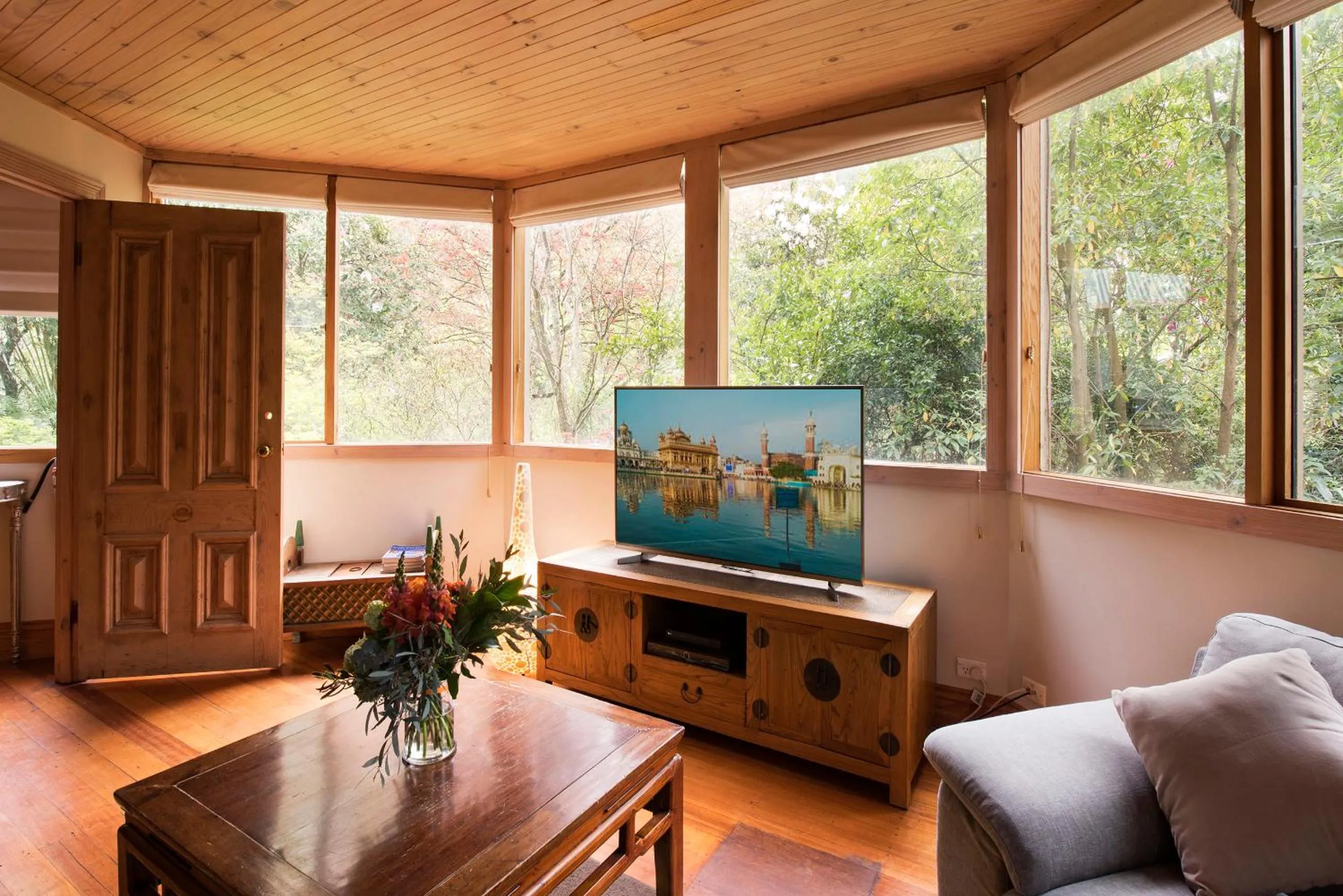 Living room in Linden Gardens Rainforest Retreat