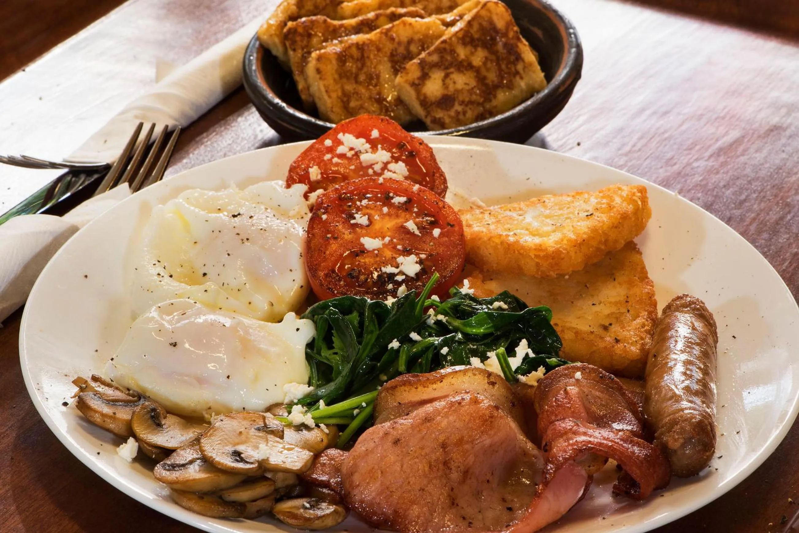 Breakfast in Linden Gardens Rainforest Retreat
