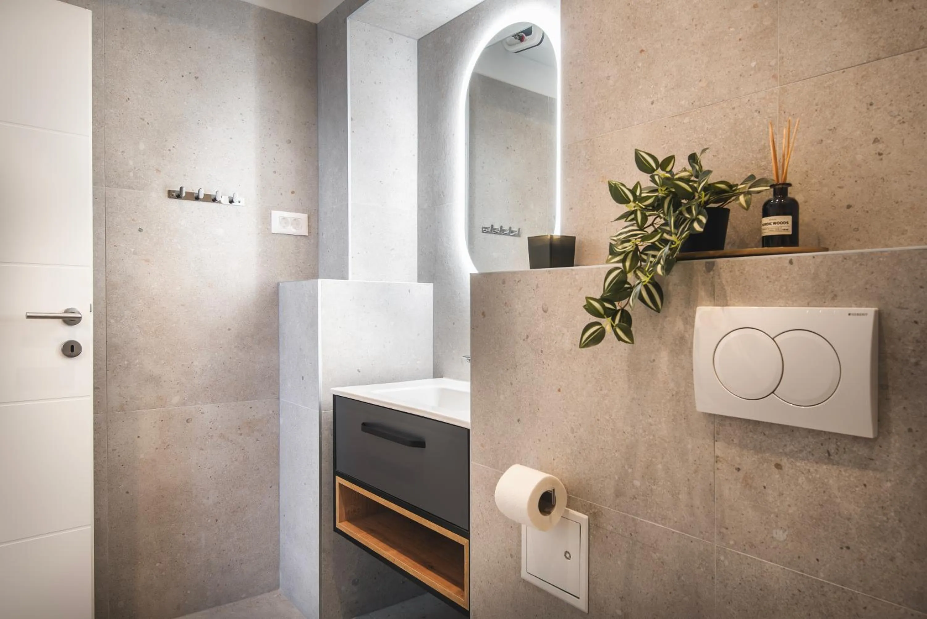 Bathroom in D&A Central Luxury Apartments with FREE Parking