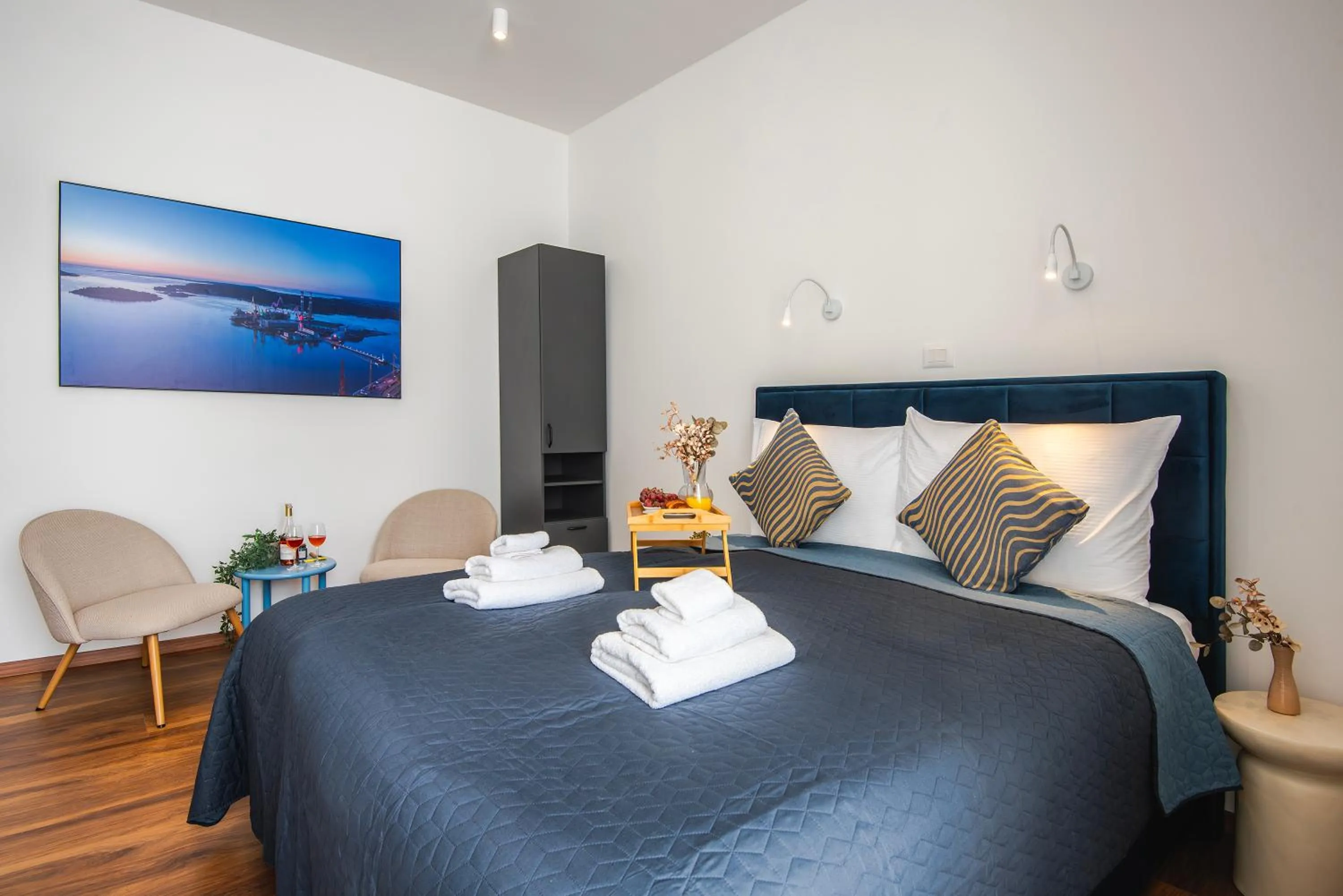 Bedroom, Bed in D&A Central Luxury Apartments with FREE Parking