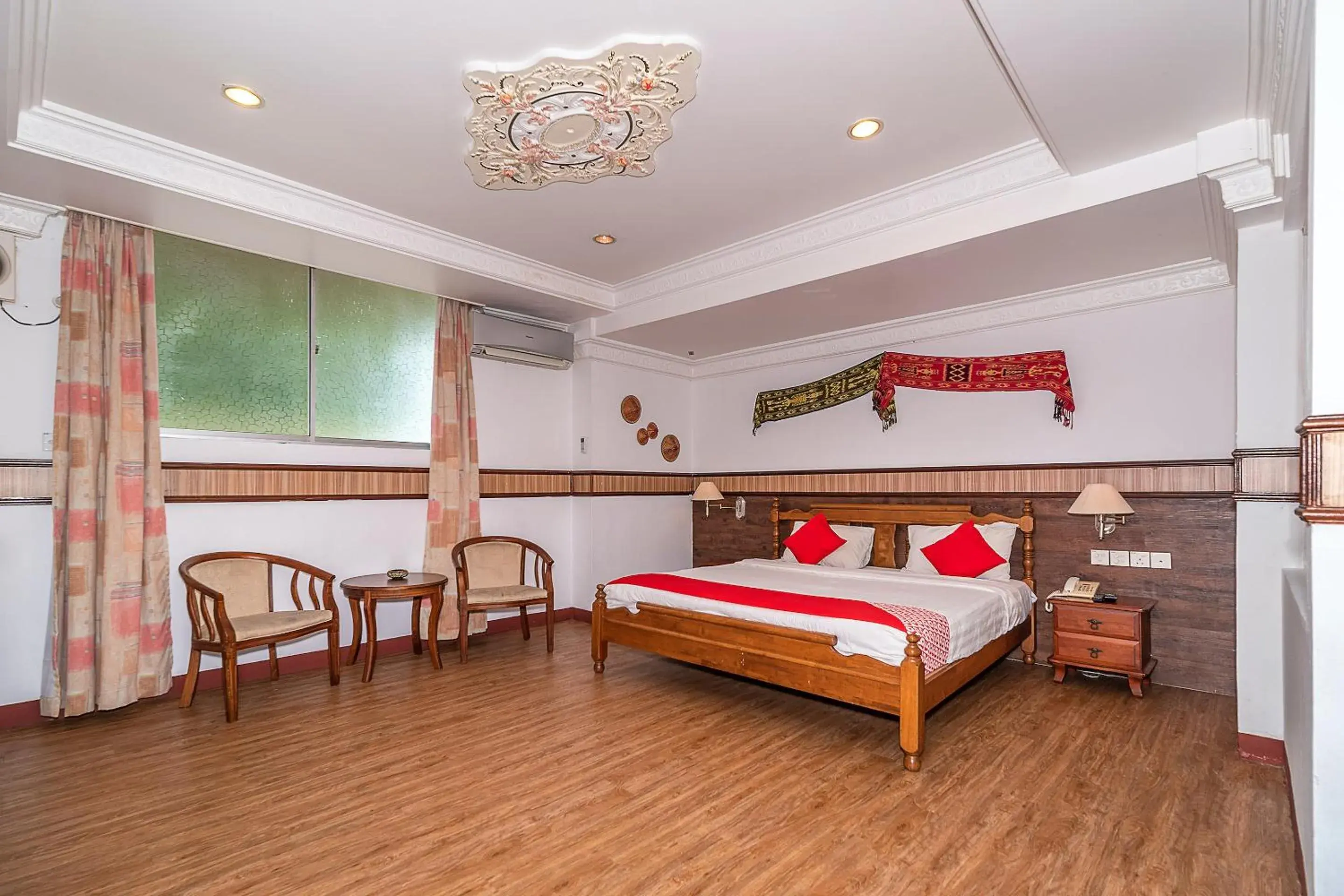 Bedroom in OYO 89864 Hotel Holiday Park