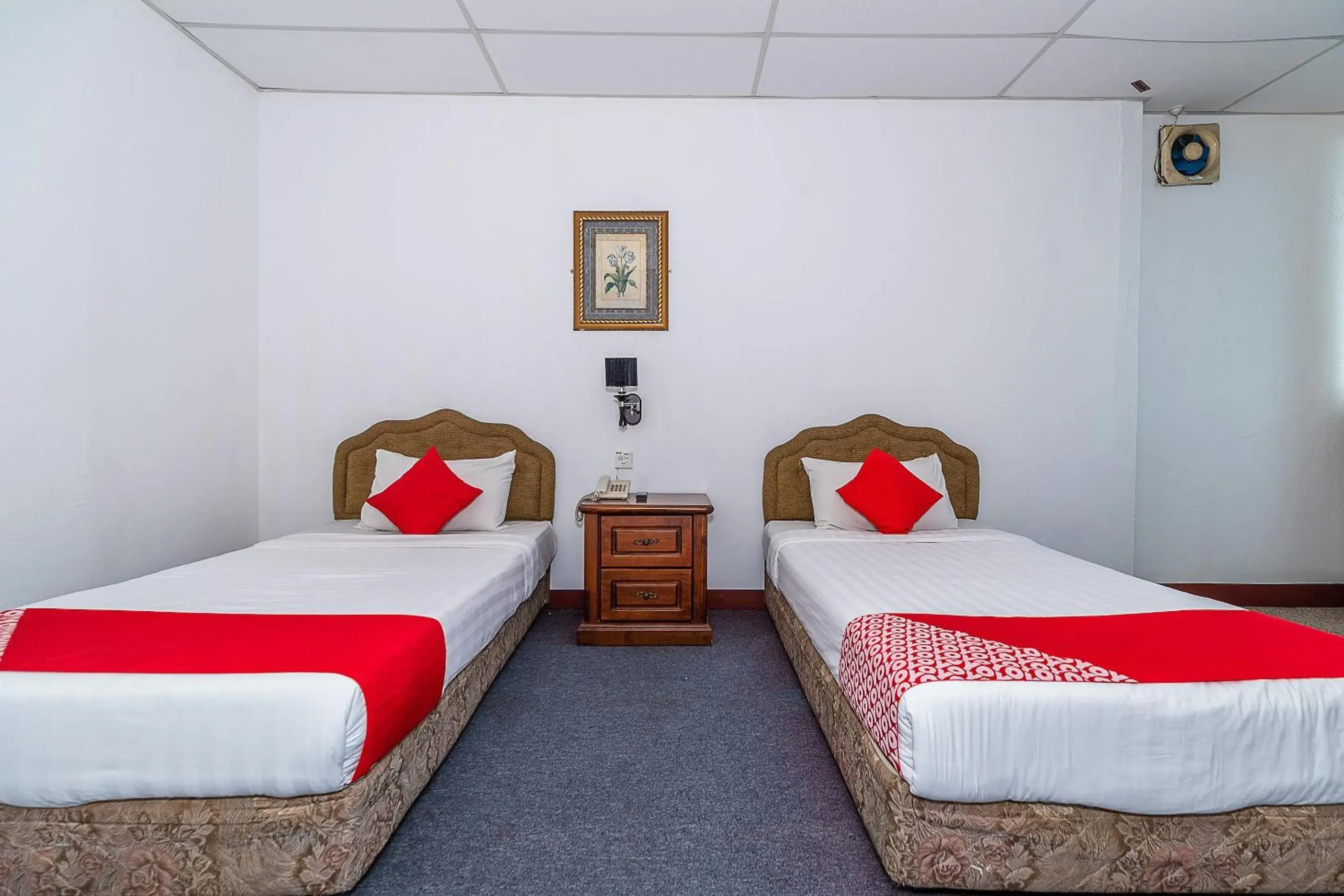 Bedroom in OYO 89864 Hotel Holiday Park