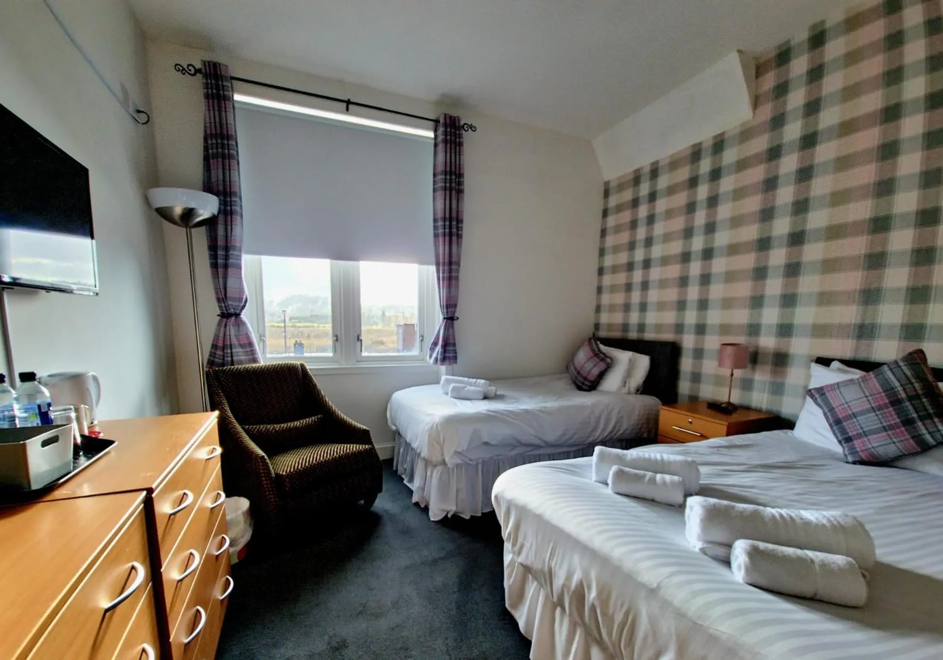 Bed in Aberfoyle Inn