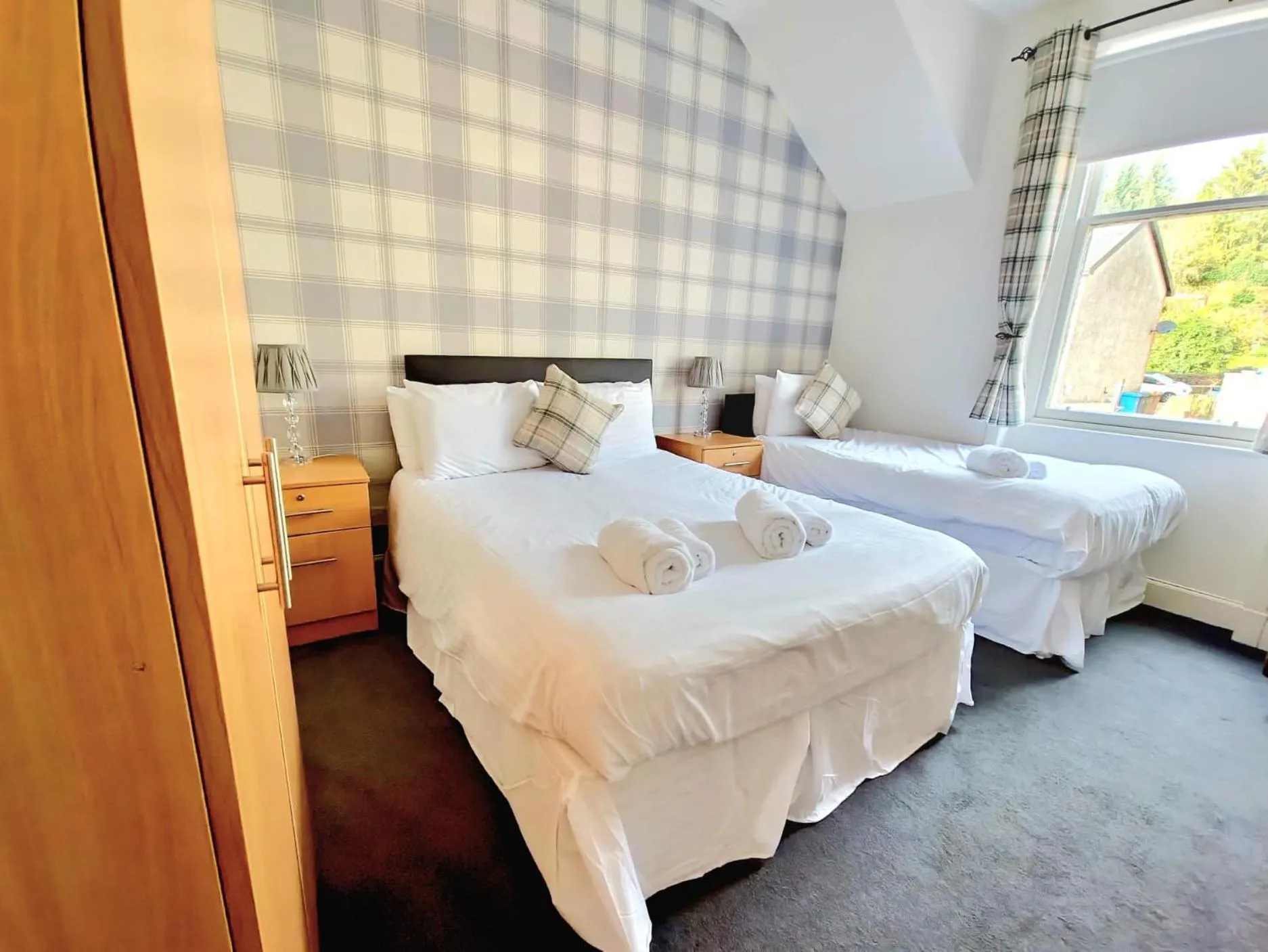 Bed in Aberfoyle Inn