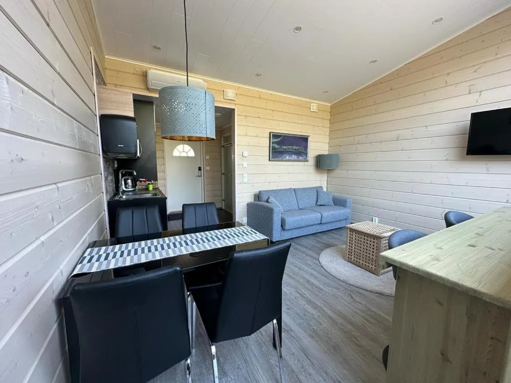 Northern Lights Village Pyhä