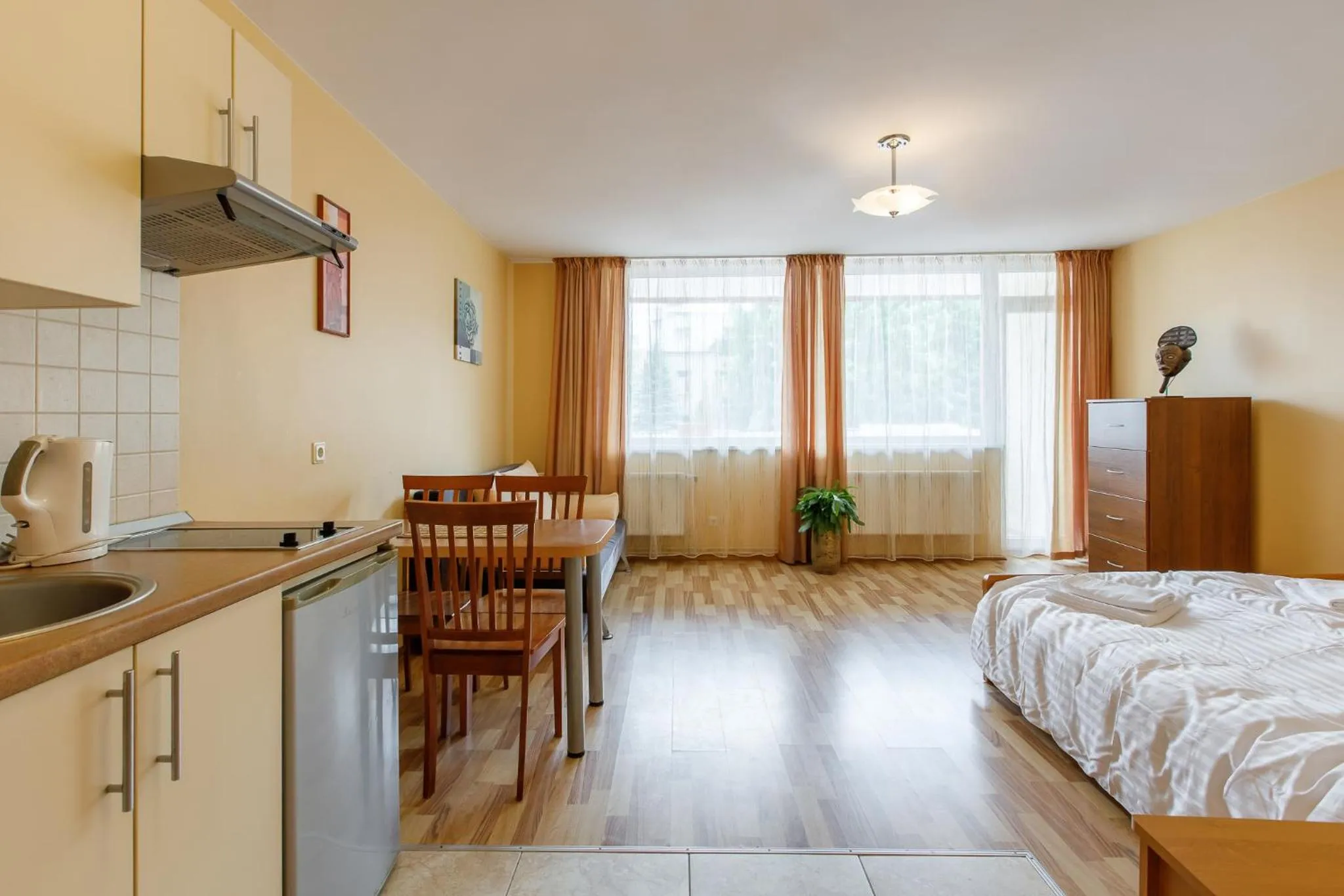 Kitchen or kitchenette, Bed in Viešbutis Prie Fontano