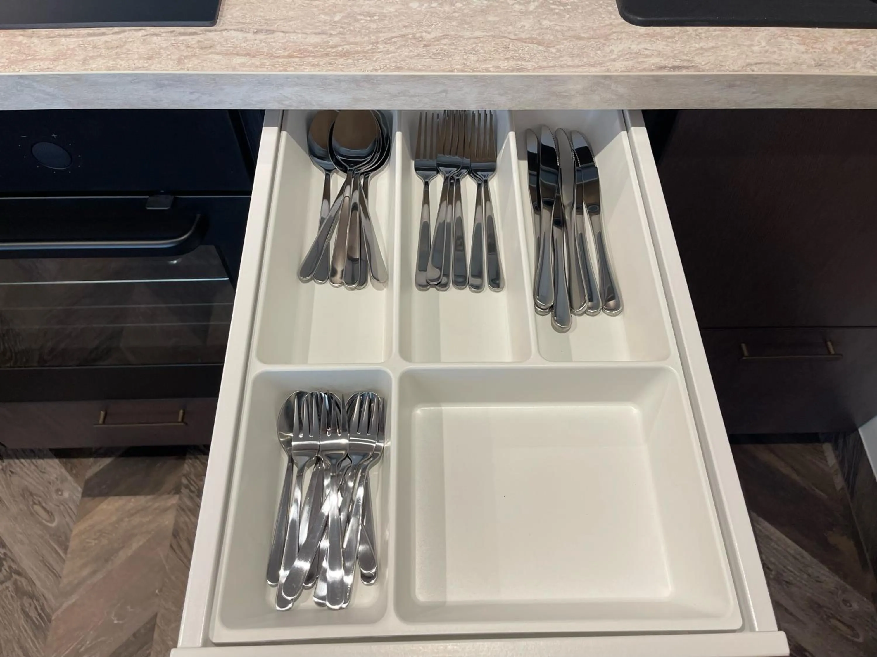 Kitchen or kitchenette in Viešbutis Prie Fontano