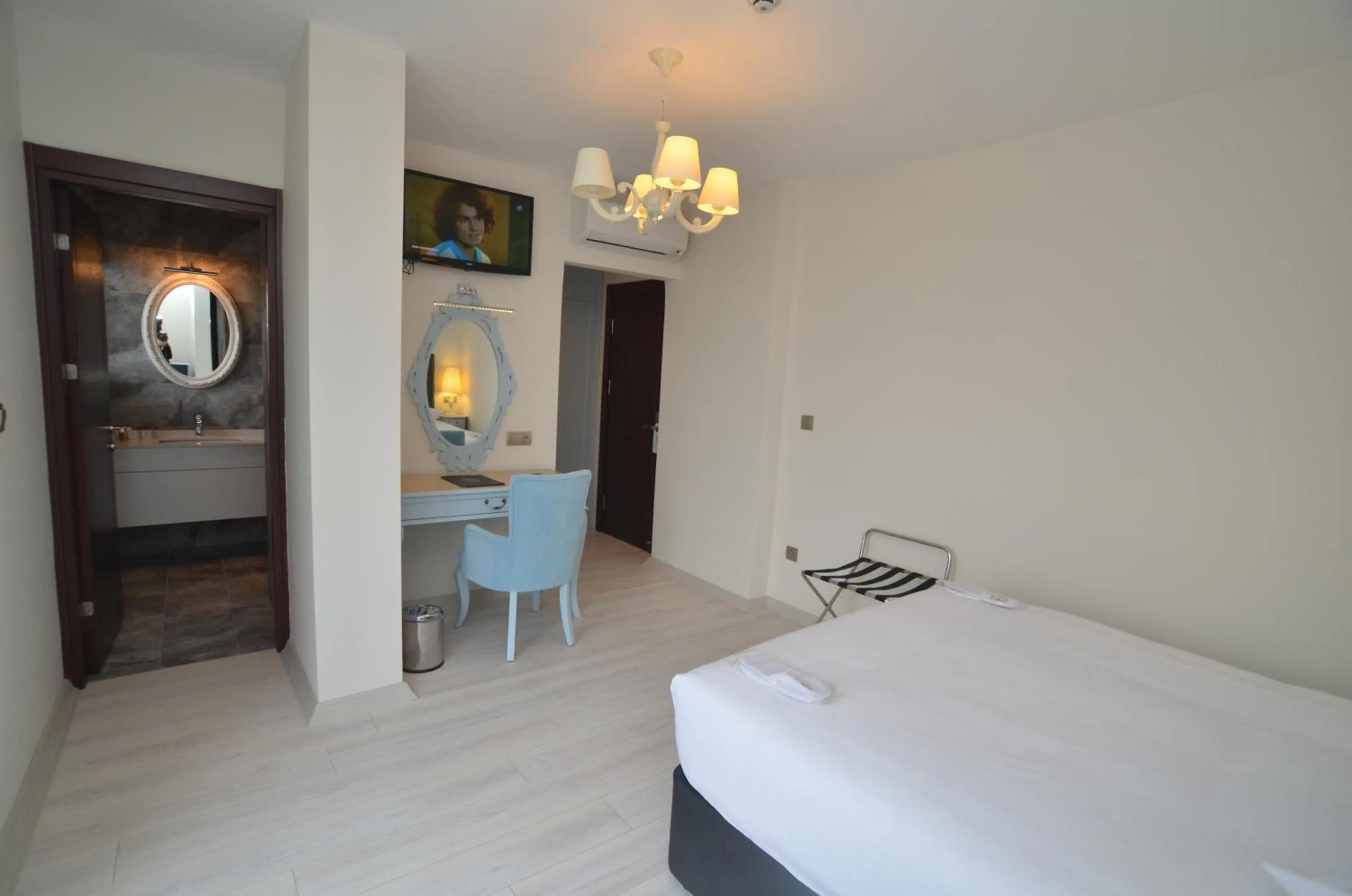 Bed in Motali Life Hotel