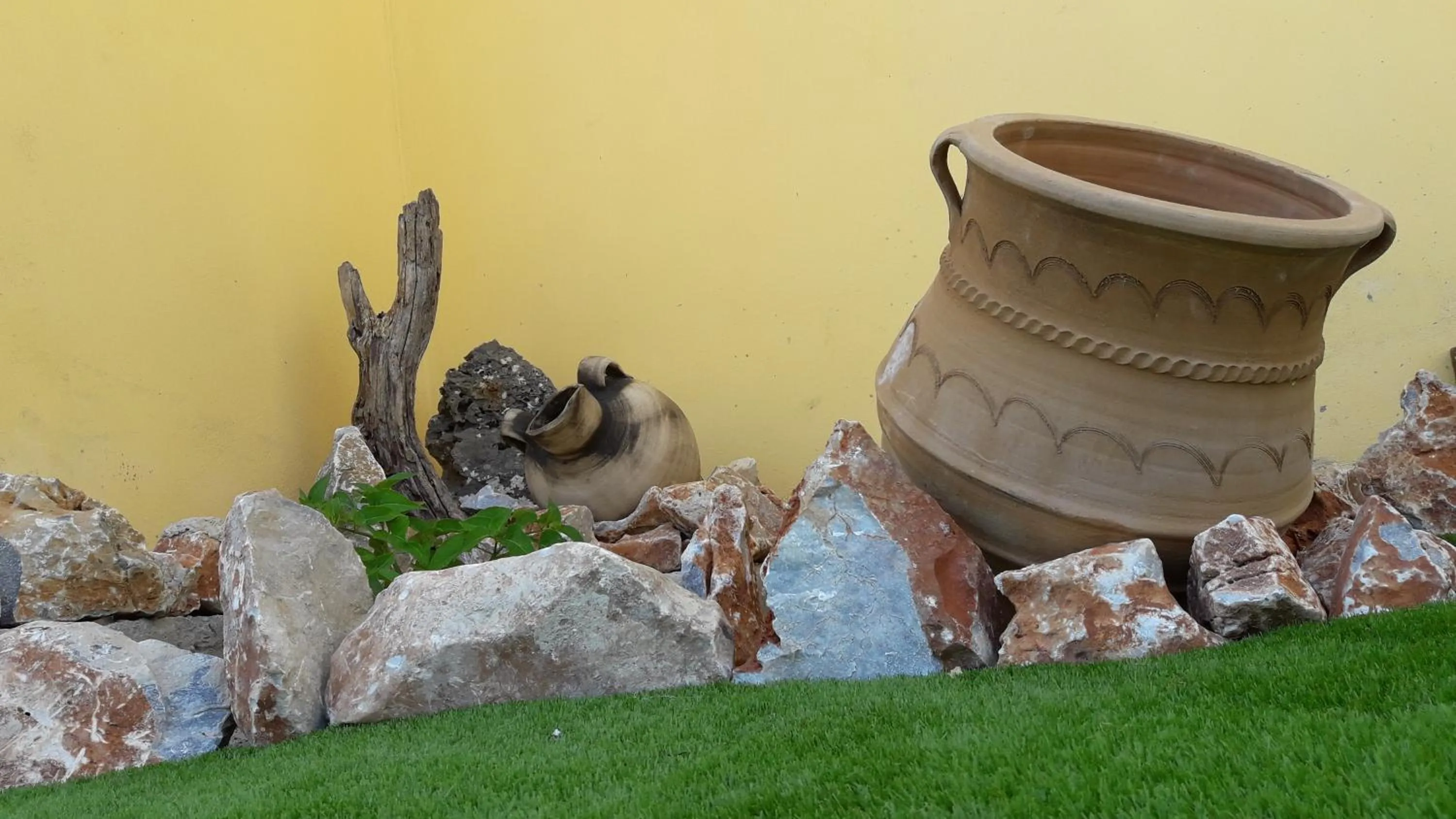 Garden view in Kalyves Bay