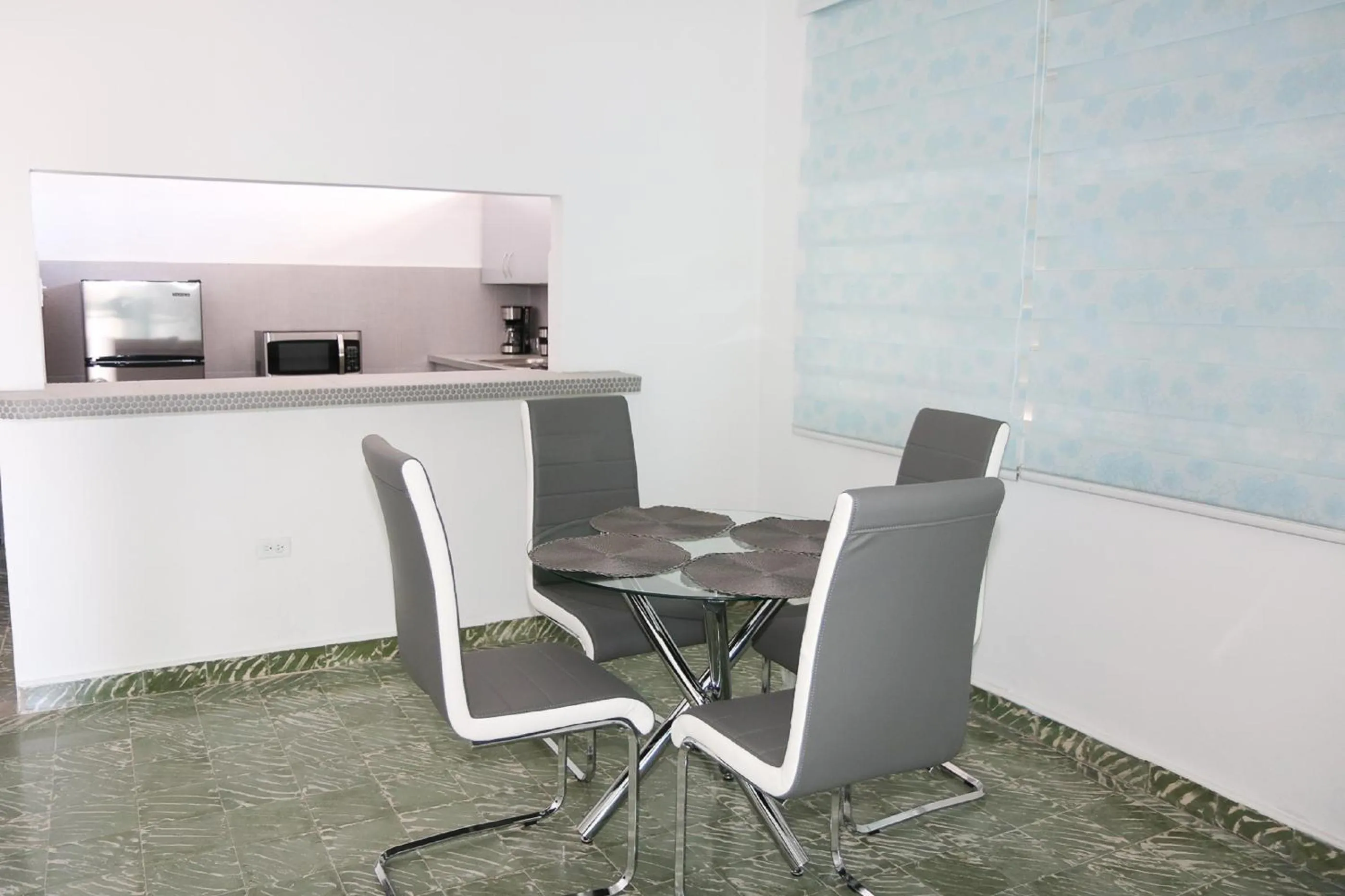 Mavs Boutique At Ponce