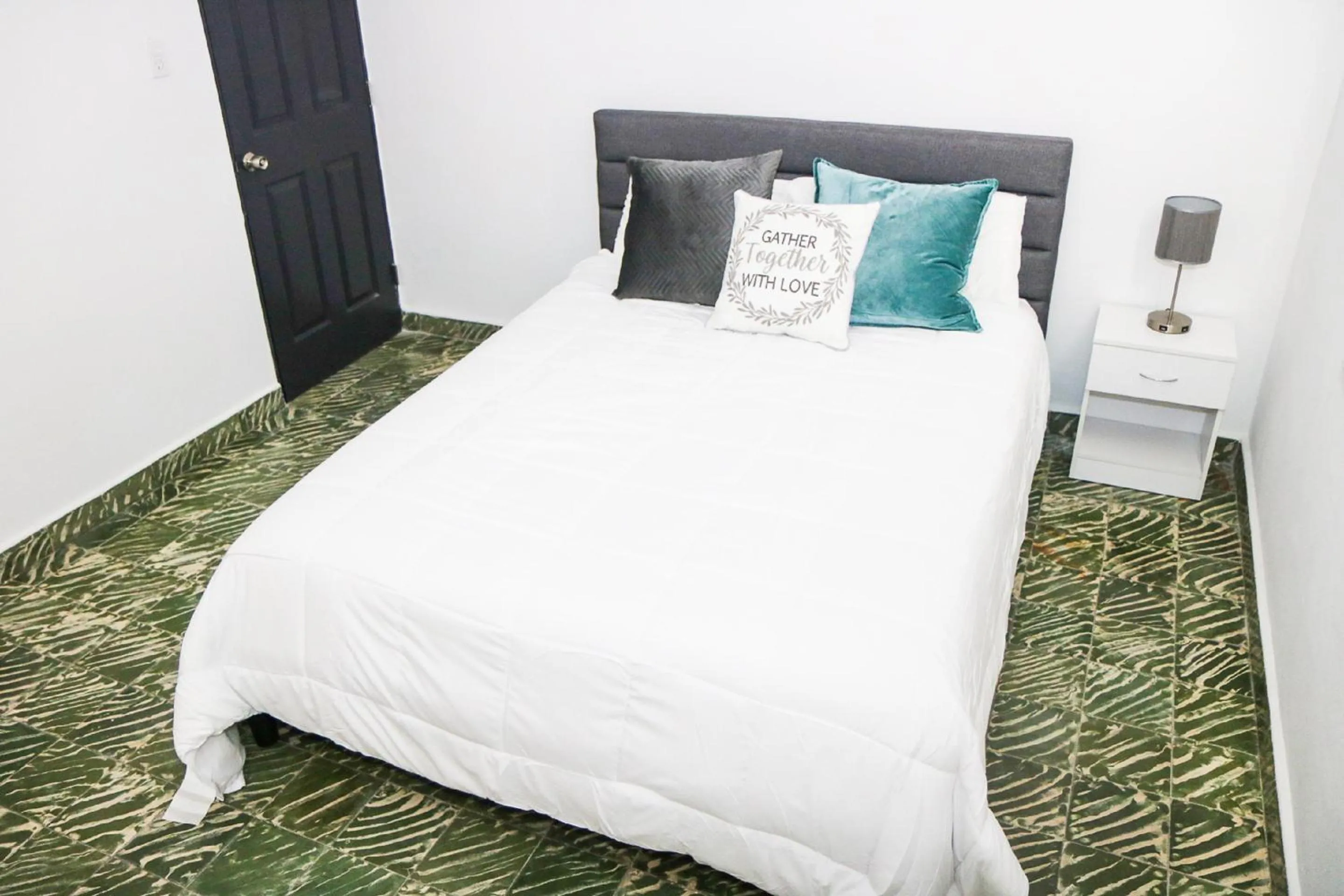 Bedroom, Bed in Mavs Boutique At Ponce