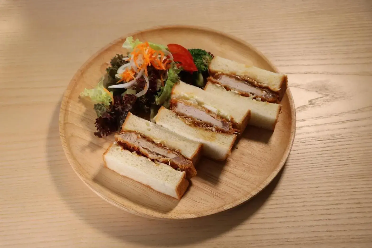 Restaurant/places to eat in Roygent Parks Hai Phong Restaurant/places to eat in Roygent Parks Hai Phong