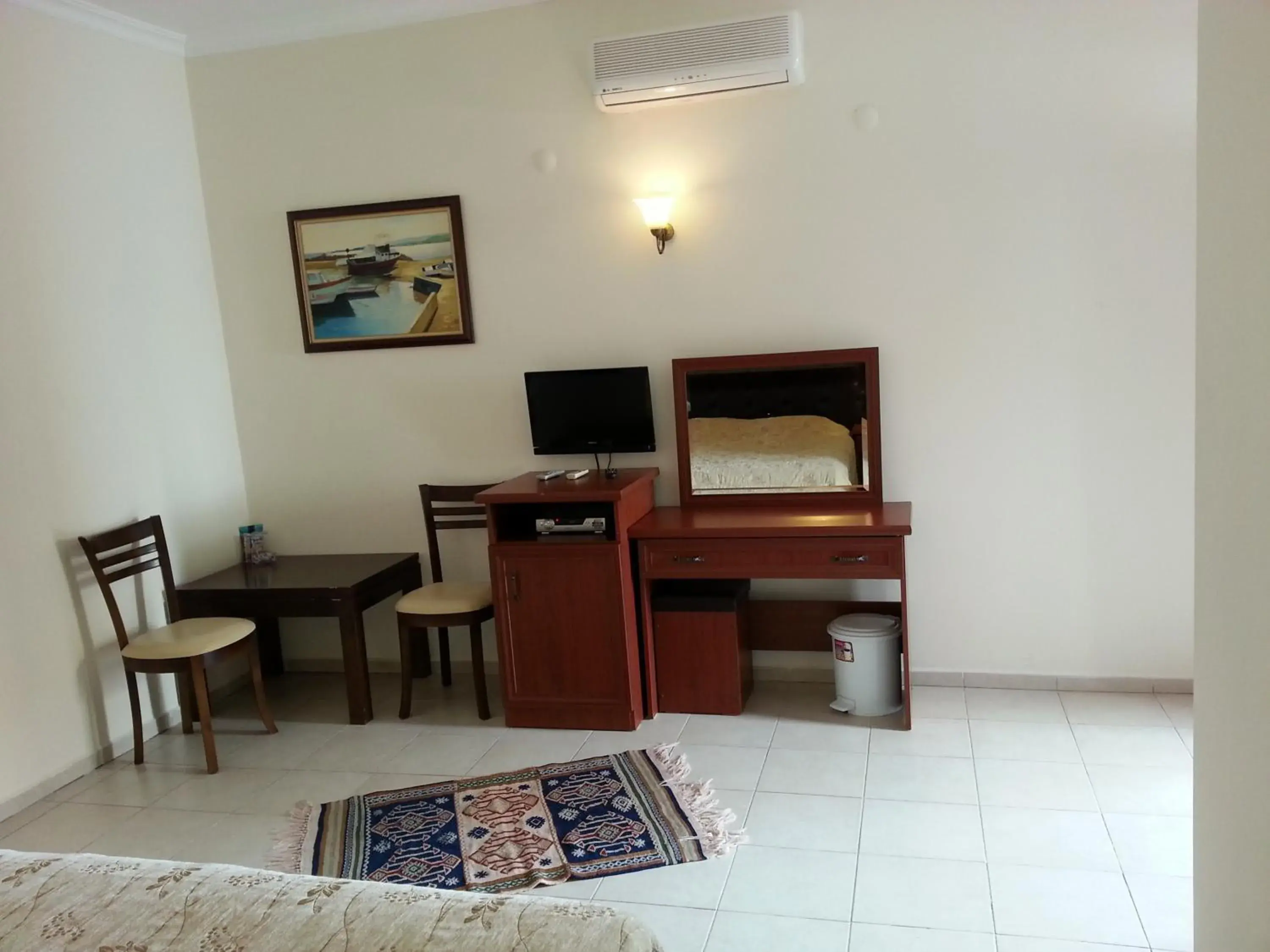 Comfort Double or Twin Room in Bacahan Hotel Comfort Double or Twin Room in Bacahan Hotel