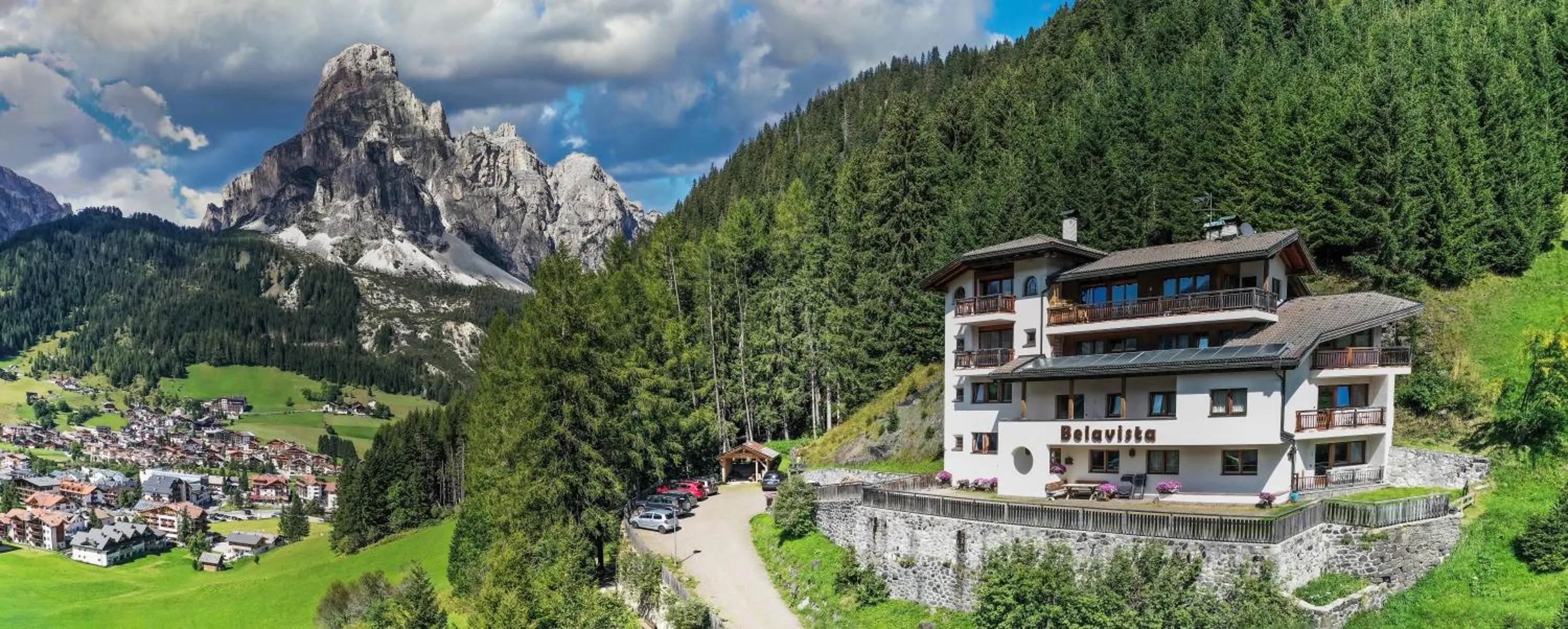 Property building in Residence Belavista