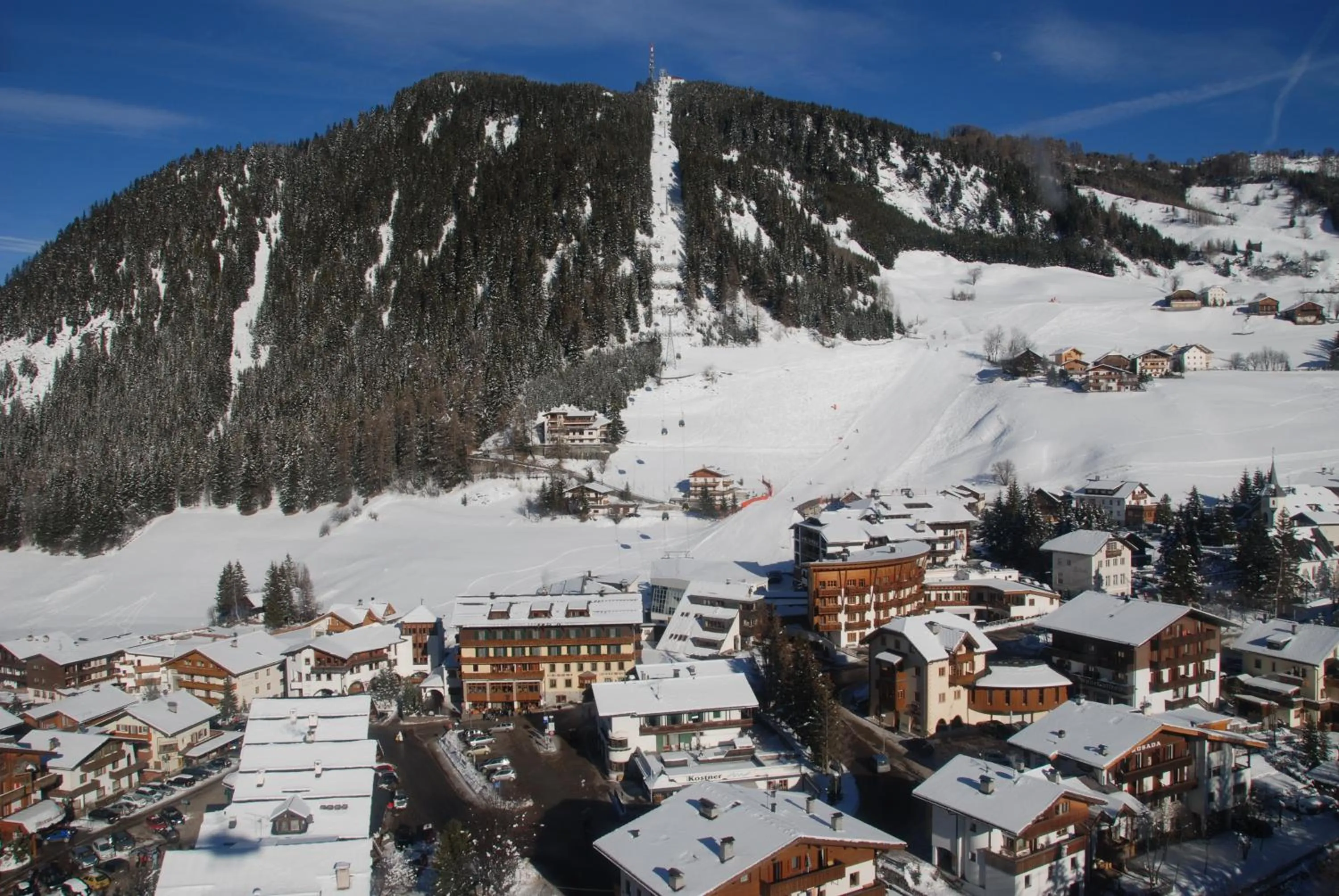 Facade/entrance in Residence Belavista