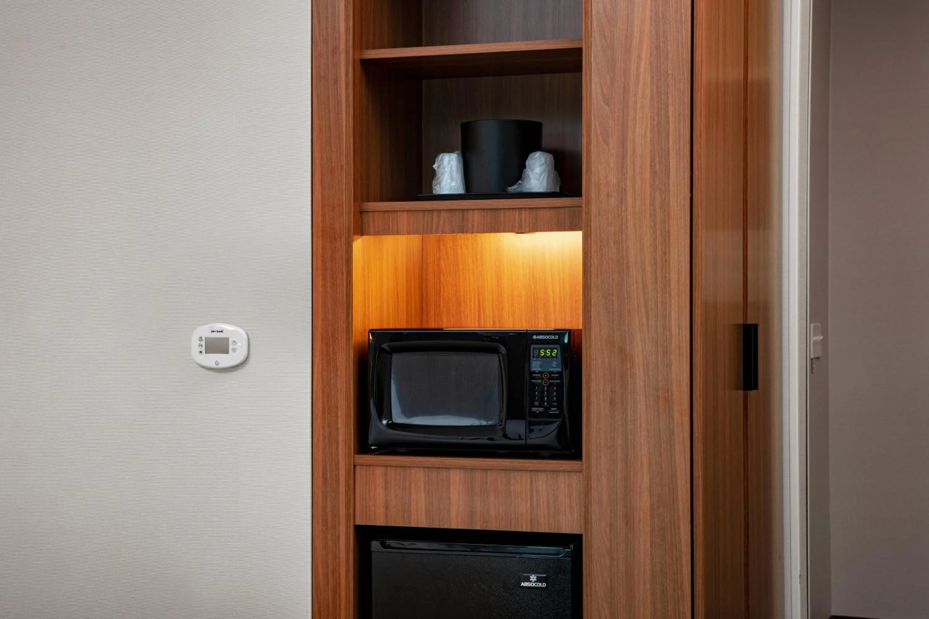 Photo of the whole room in Fairfield by Marriott Inn & Suites Lebanon Near Expo Center