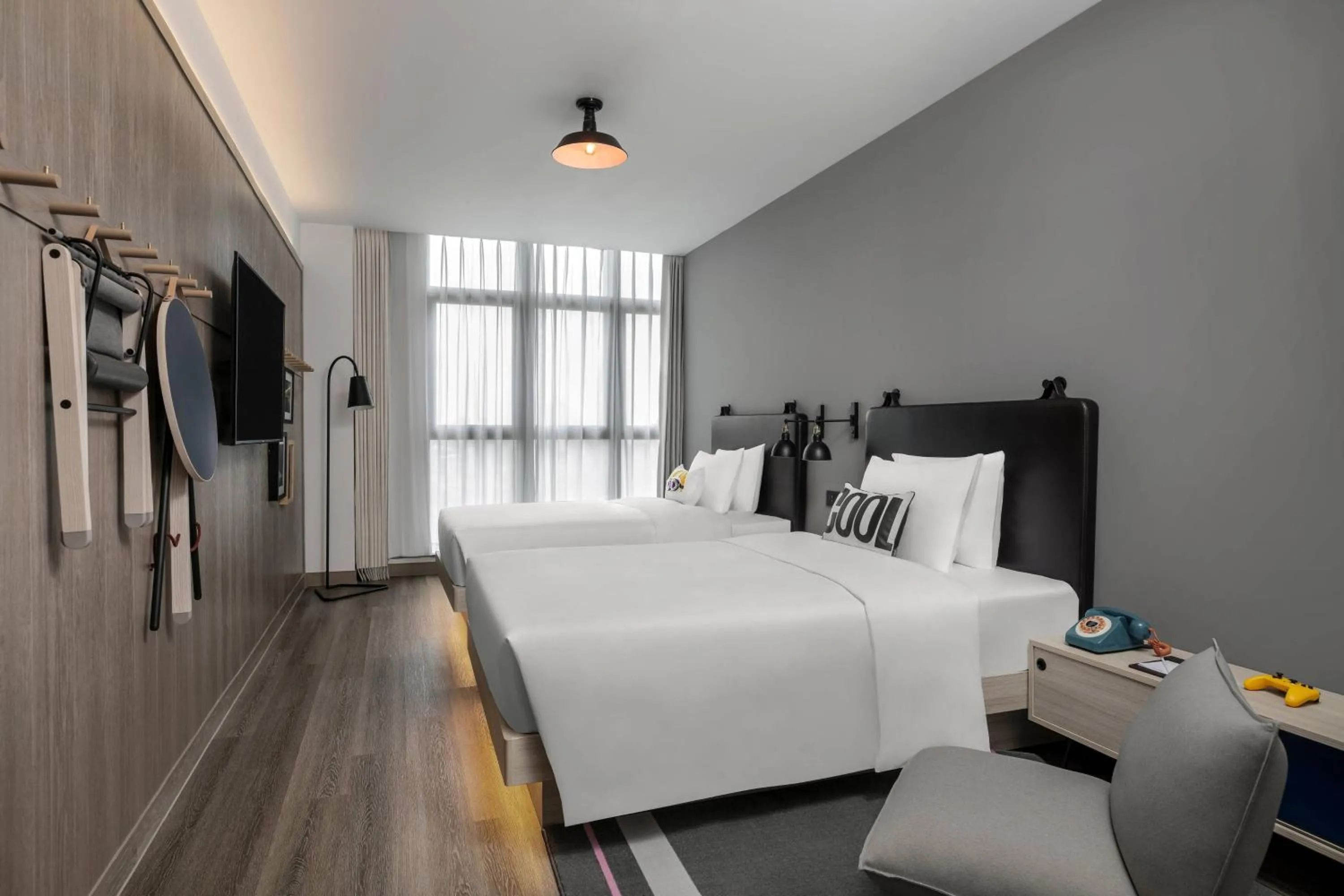 Photo of the whole room, Bed in Moxy Shanghai Hongqiao NECC