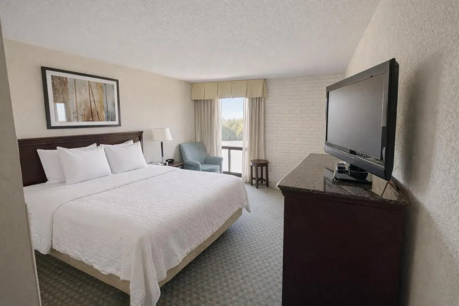 Bedroom, Bed in Hotel Lotus Kansas City Stadium Bedroom, Bed in Hotel Lotus Kansas City Stadium