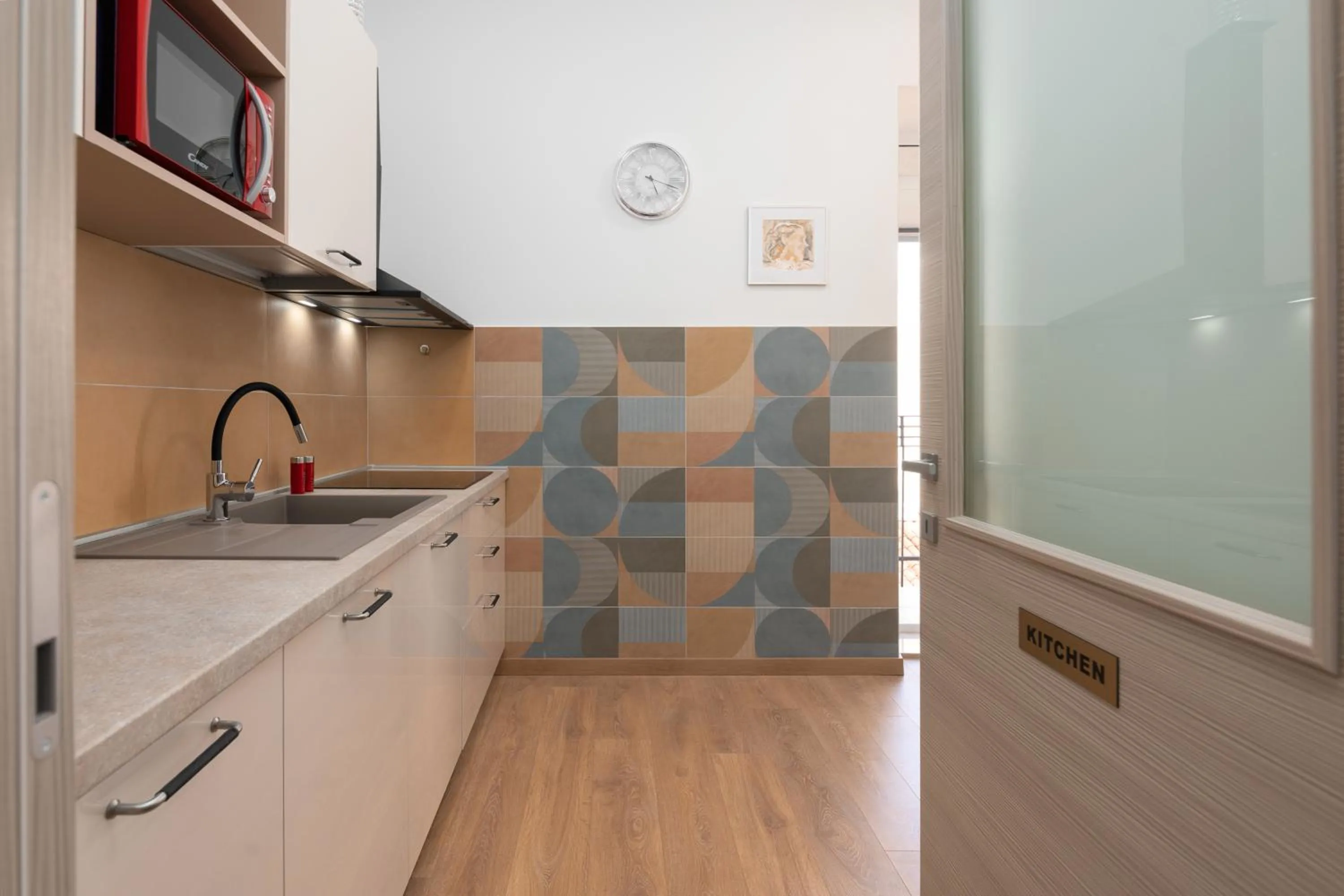 Communal kitchen in Polesana Rooms