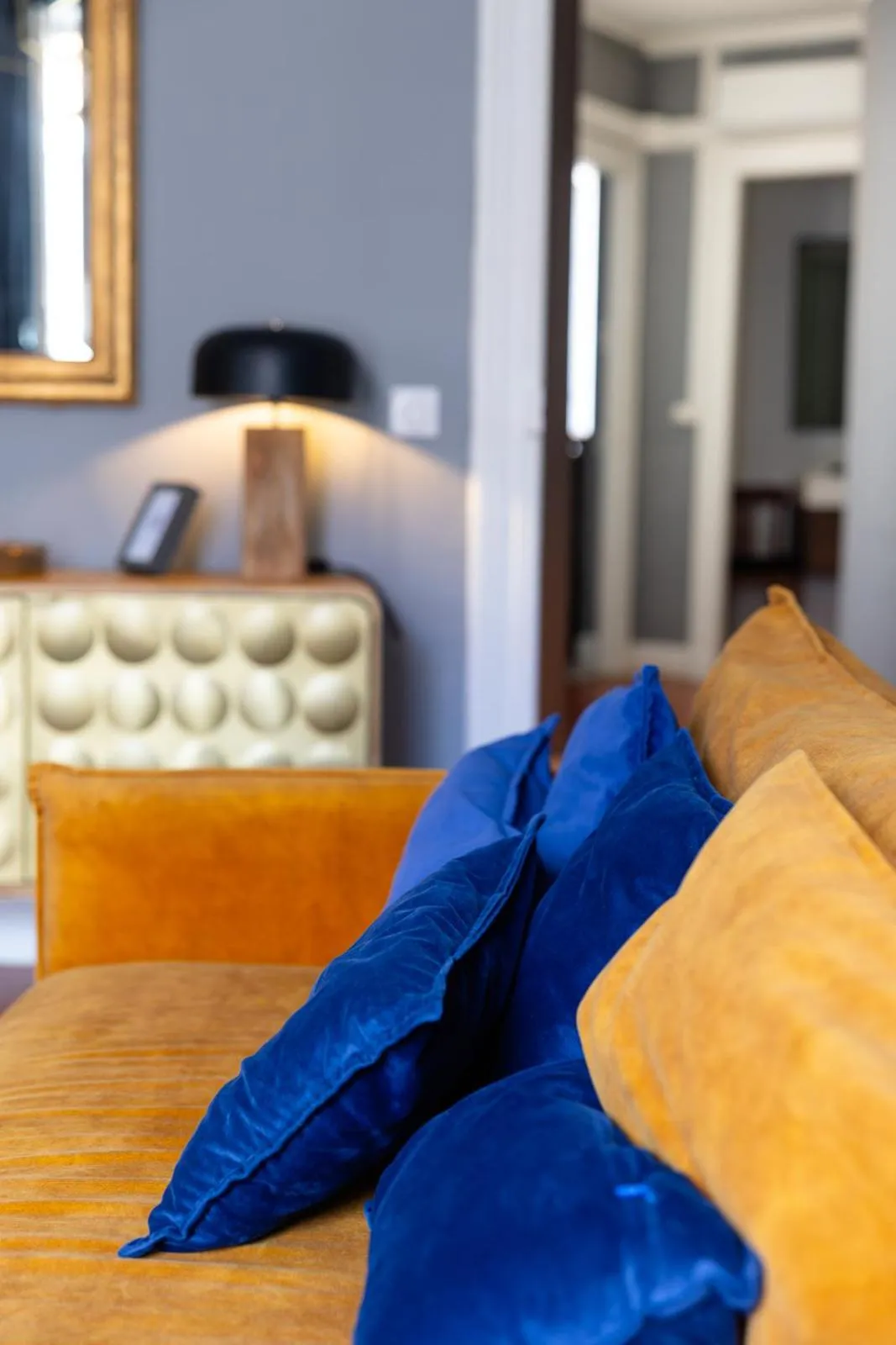 Seating area, Bed in Casa Roma Montpellier Bed&Breakfast chambres d hôte