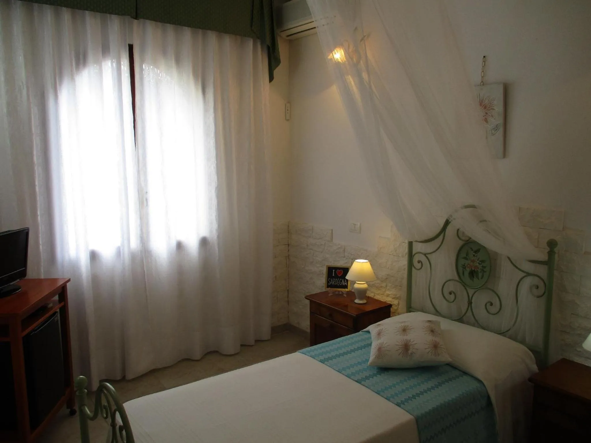 Bedroom, Bed in Villa Margherita Suite & charme