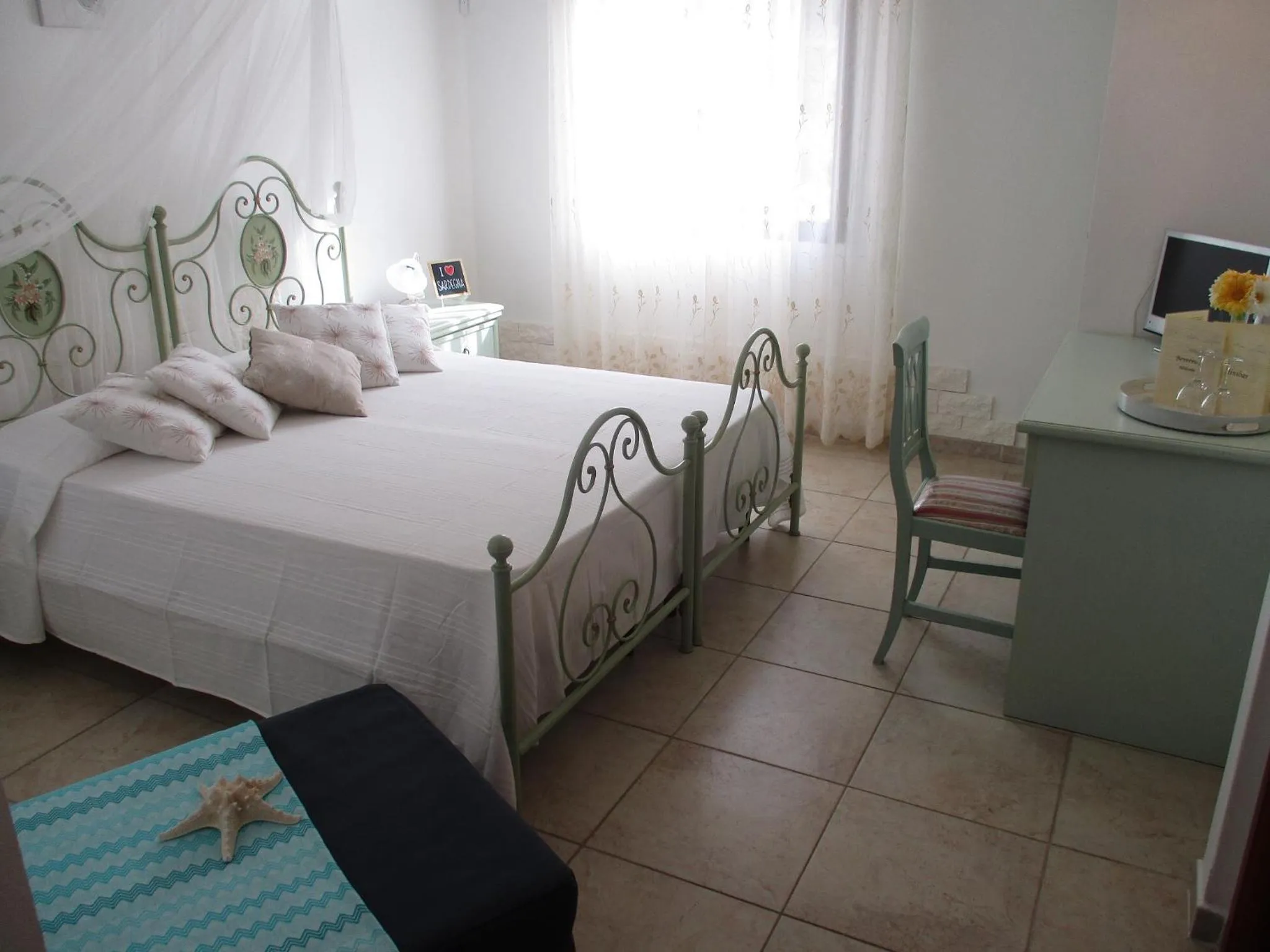 Bedroom, Bed in Villa Margherita Suite & charme