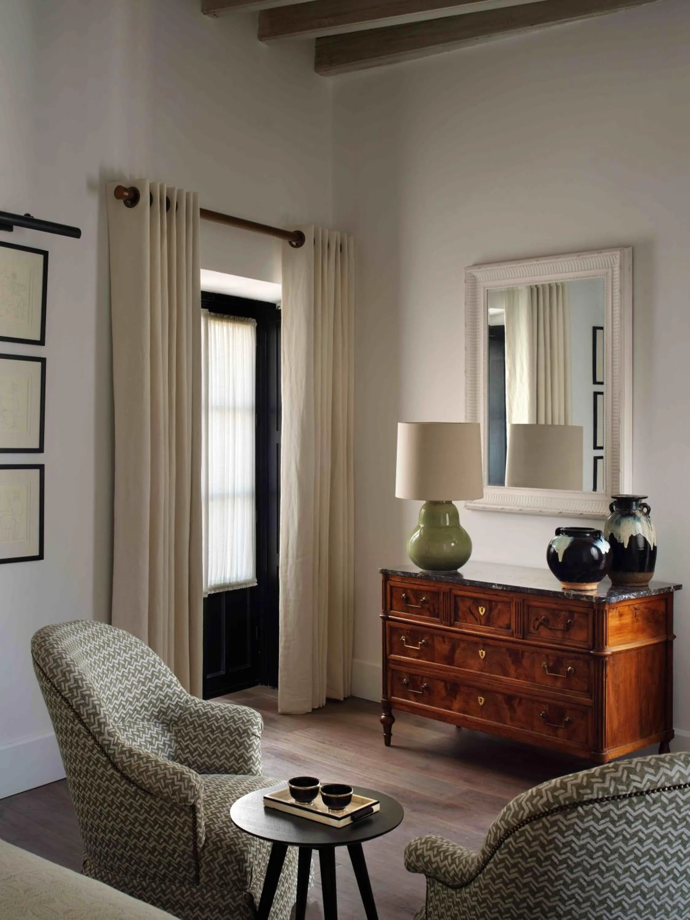 Seating area in Hotel Plaza 18 - Grupo Califa