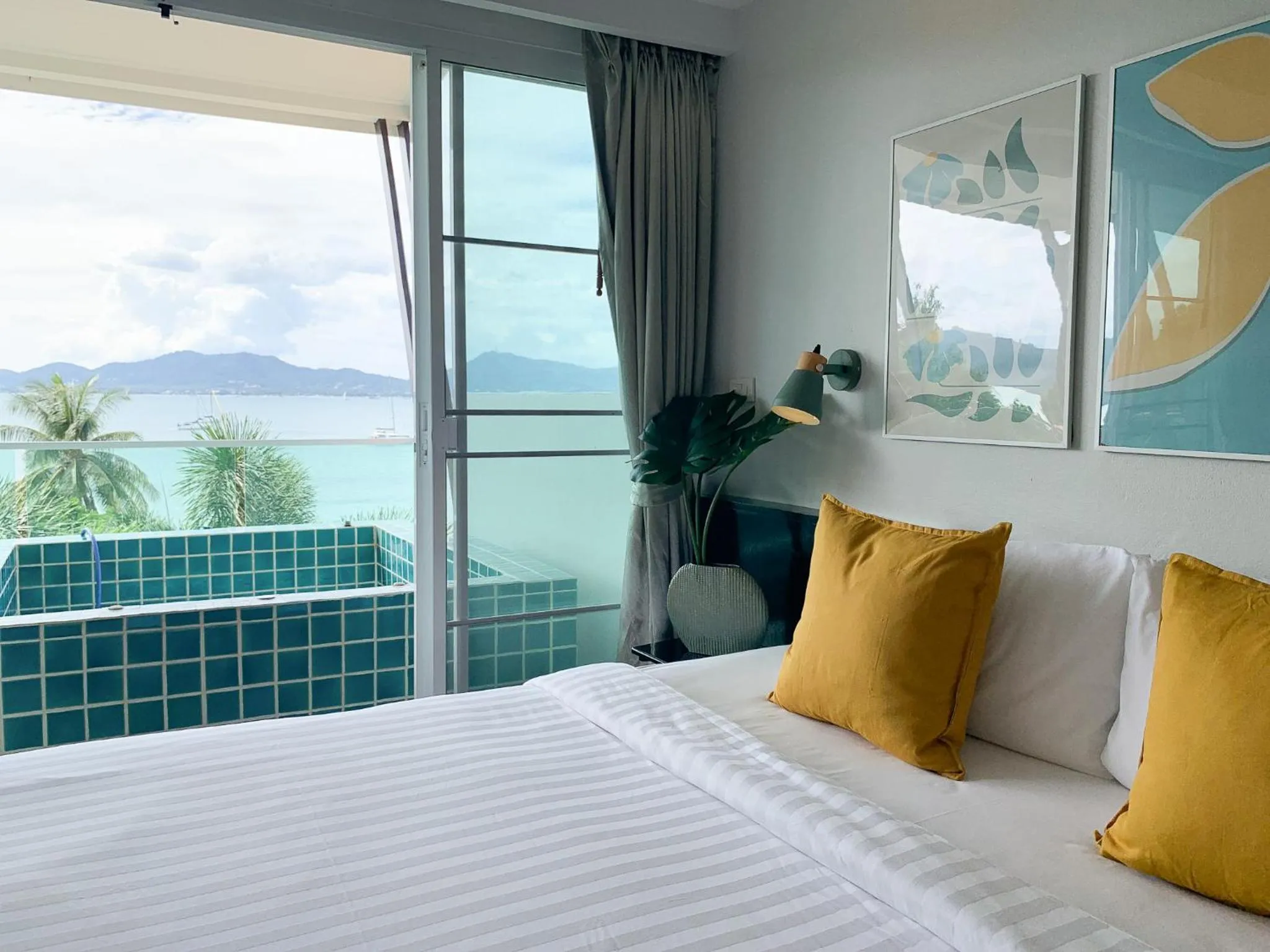 Bedroom, Bed in Davina Beach Homes