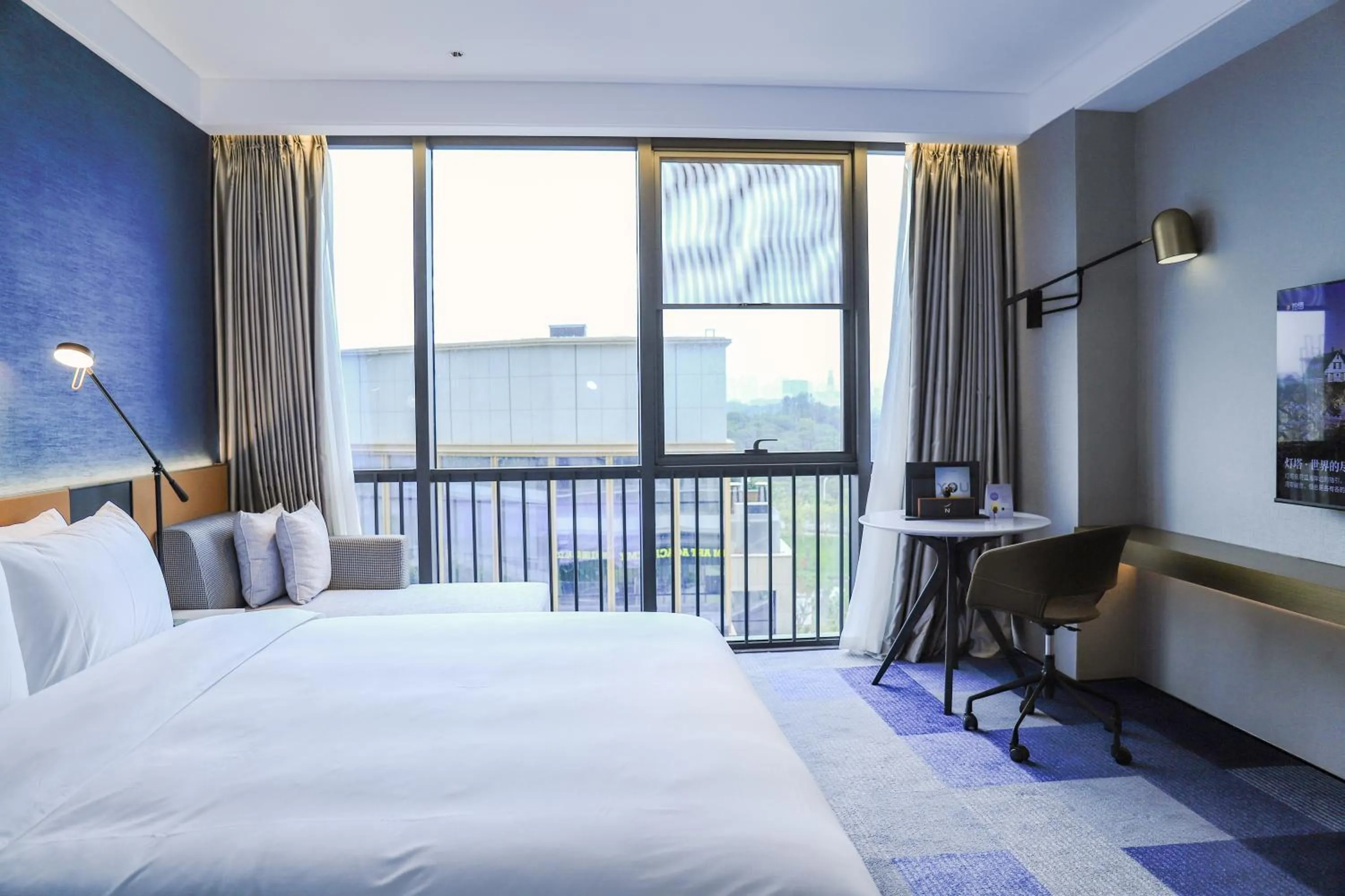 Bedroom, Bed in Novotel Dongguan Songshan