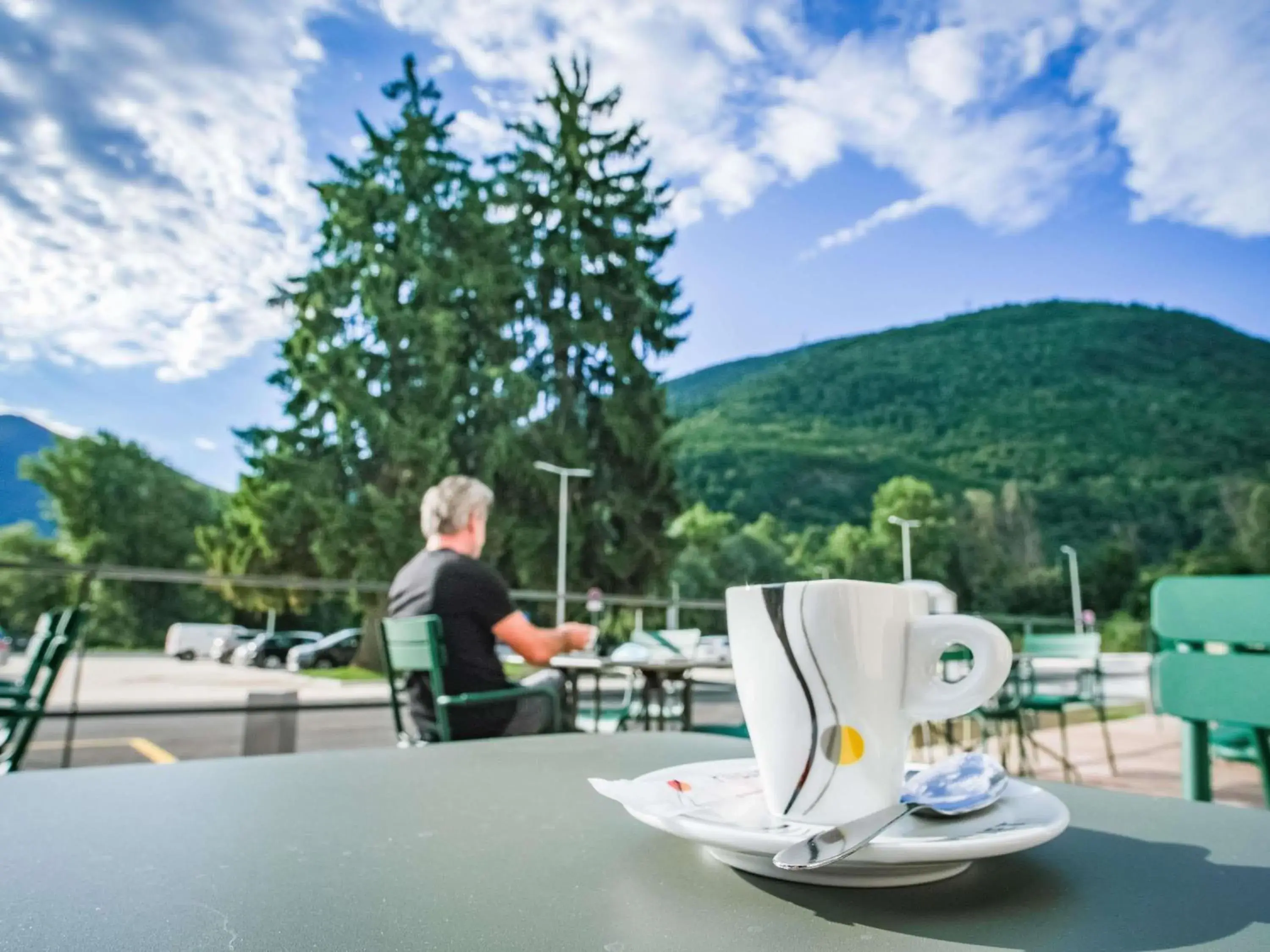 Lounge or bar in ibis Styles Albertville Lounge or bar in ibis Styles Albertville