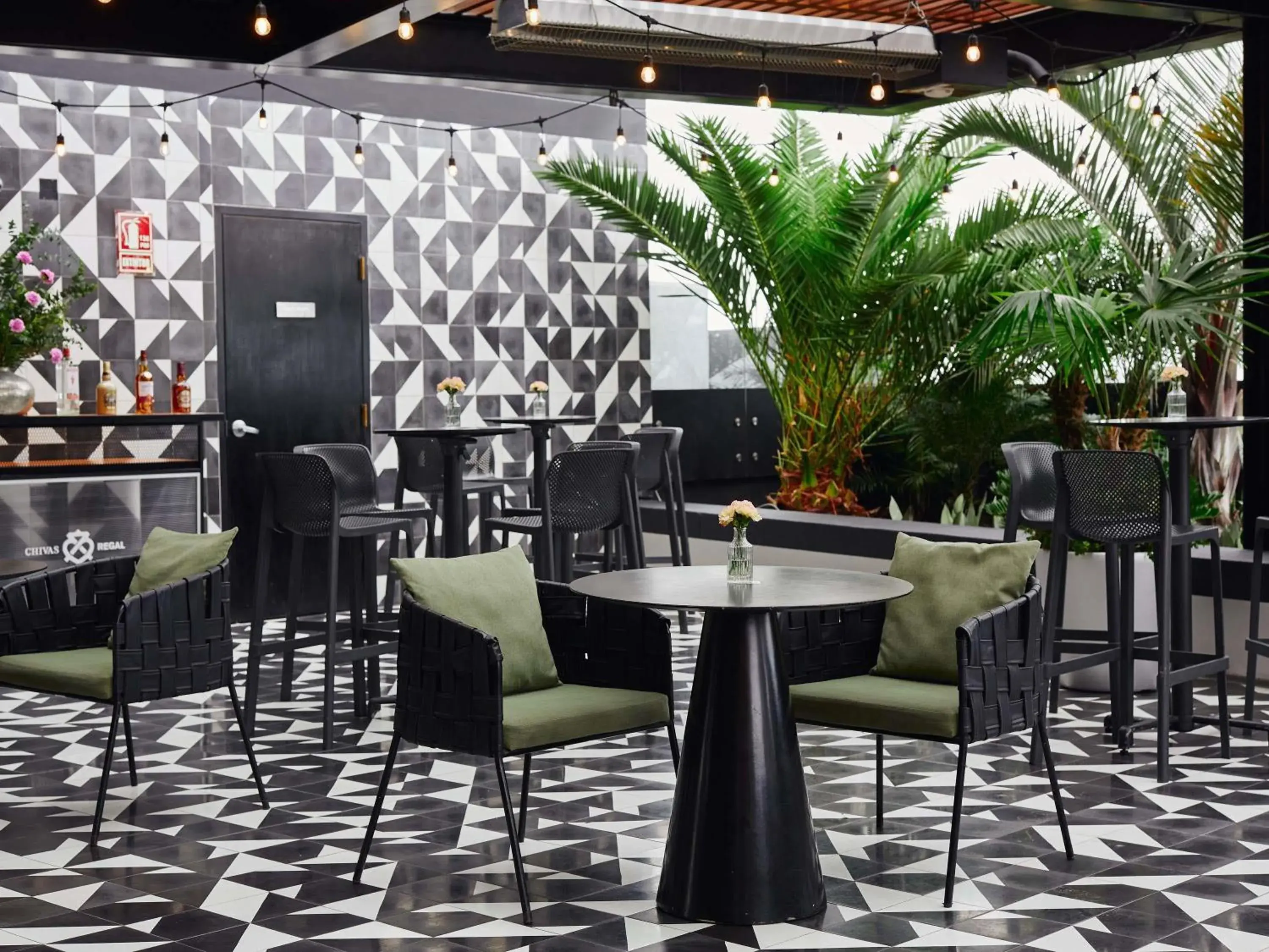 Lounge or bar in Pullman Lima Miraflores Lounge or bar in Pullman Lima Miraflores